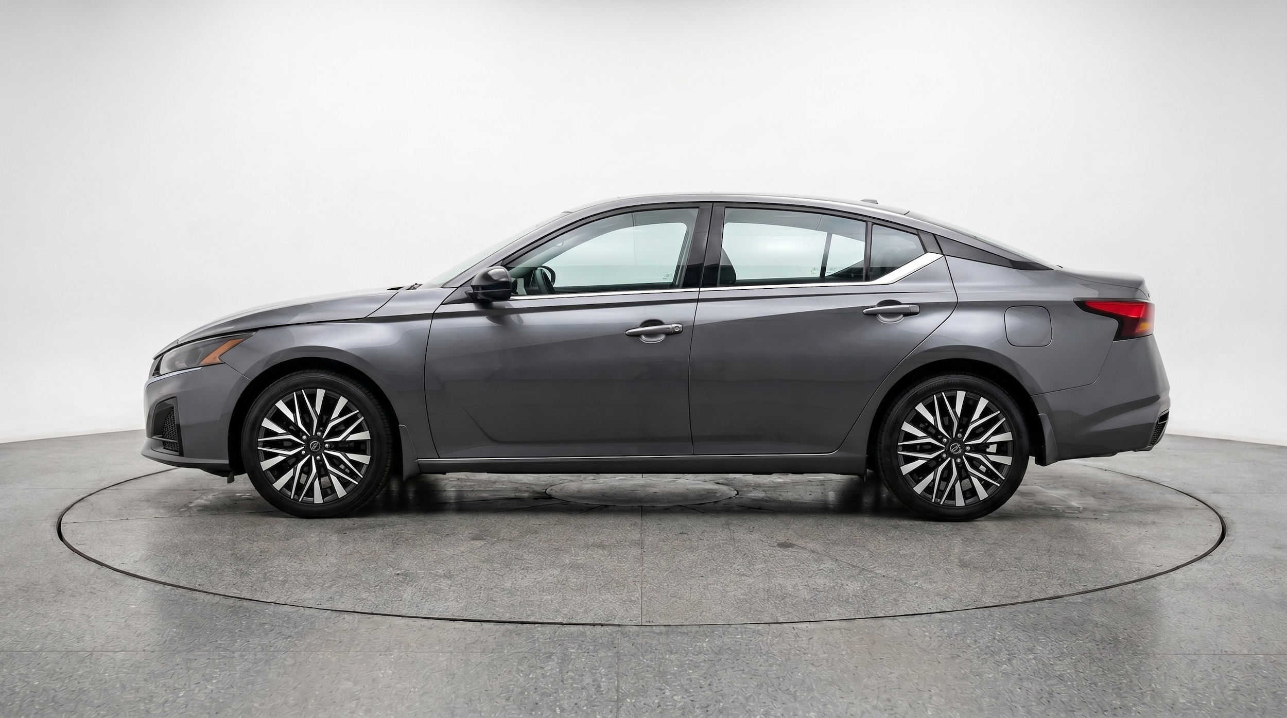 Thumbnail: 2025 Nissan Altima - 4
