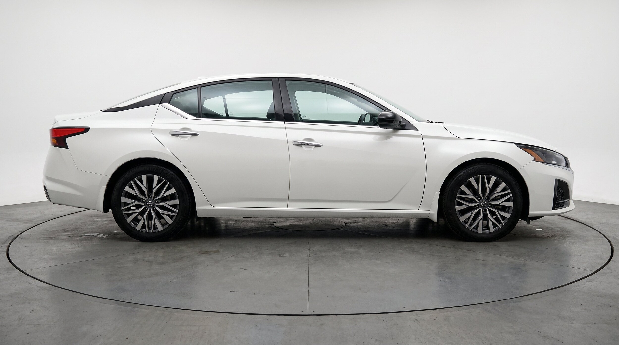 Thumbnail: 2025 Nissan Altima - 11