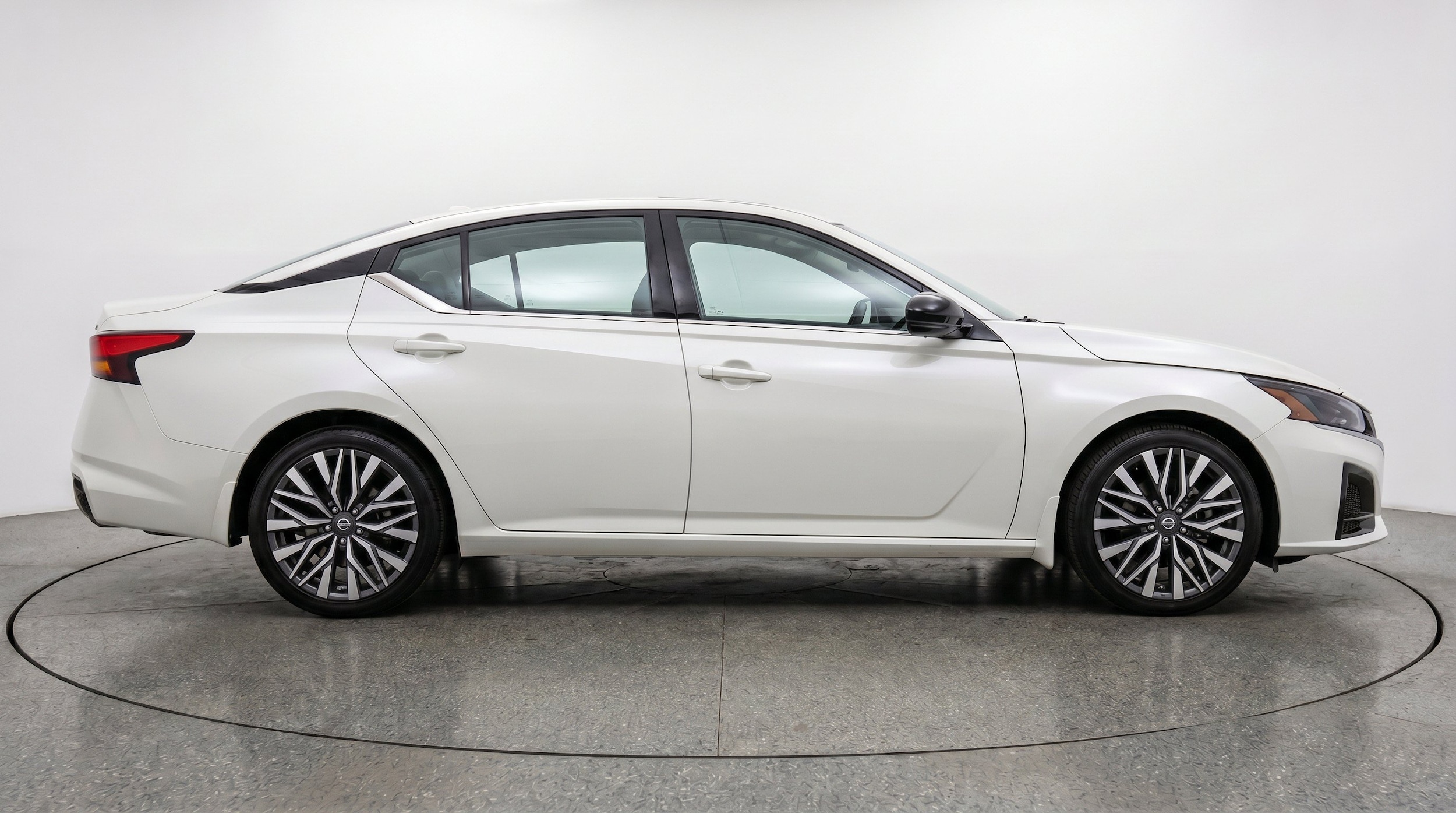 Thumbnail: 2025 Nissan Altima - 11