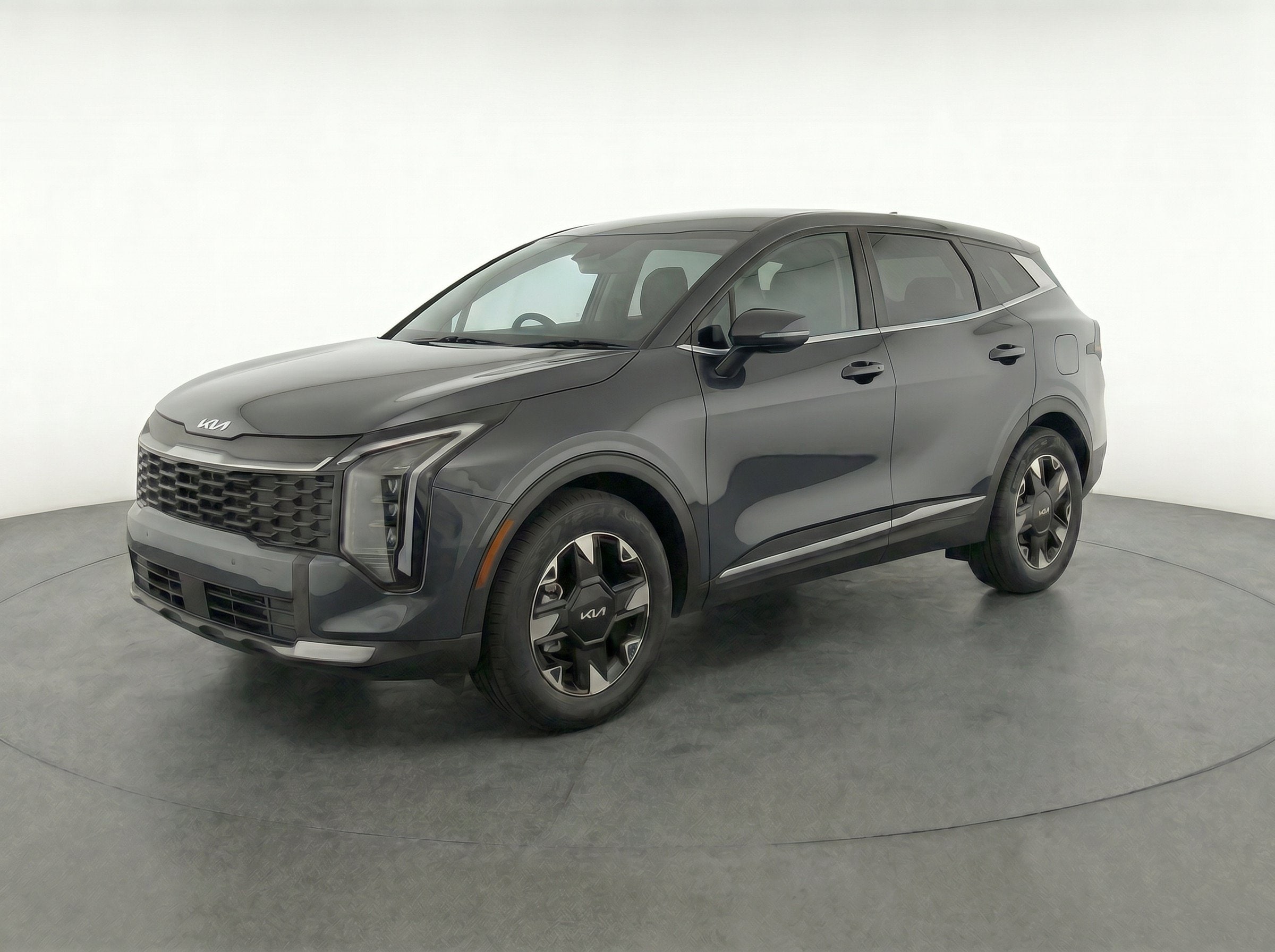 Thumbnail: 2026 Kia Sportage - 3