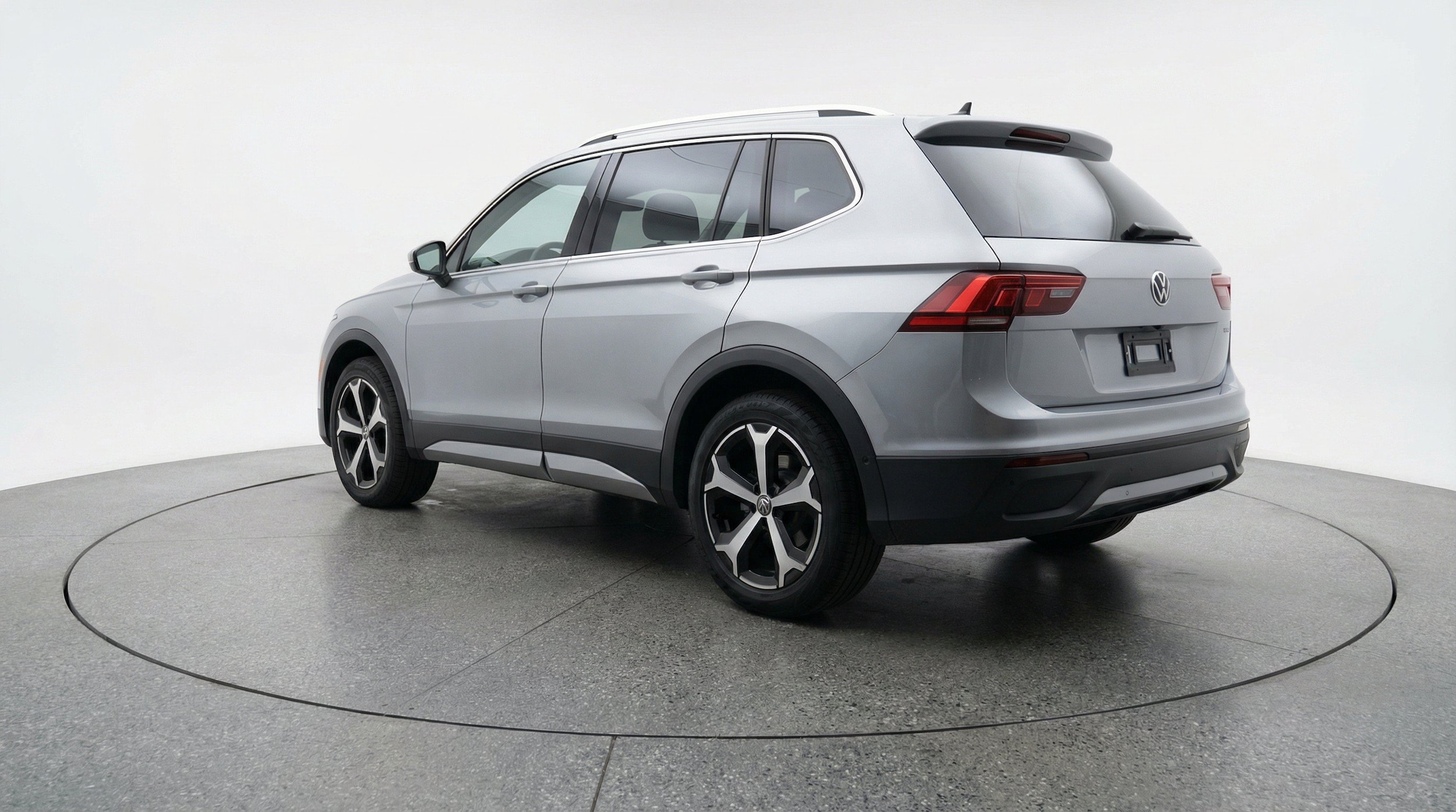Thumbnail: 2026 Volkswagen Tiguan - 6