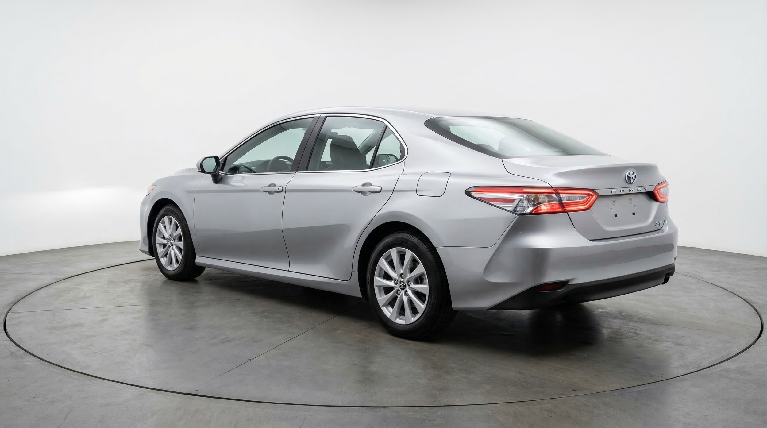 Thumbnail: 2025 Toyota Camry - 5