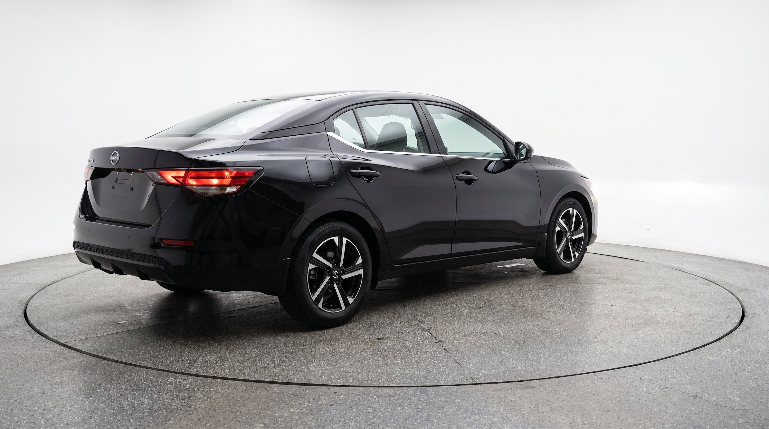 Thumbnail: 2025 Nissan Sentra - 9