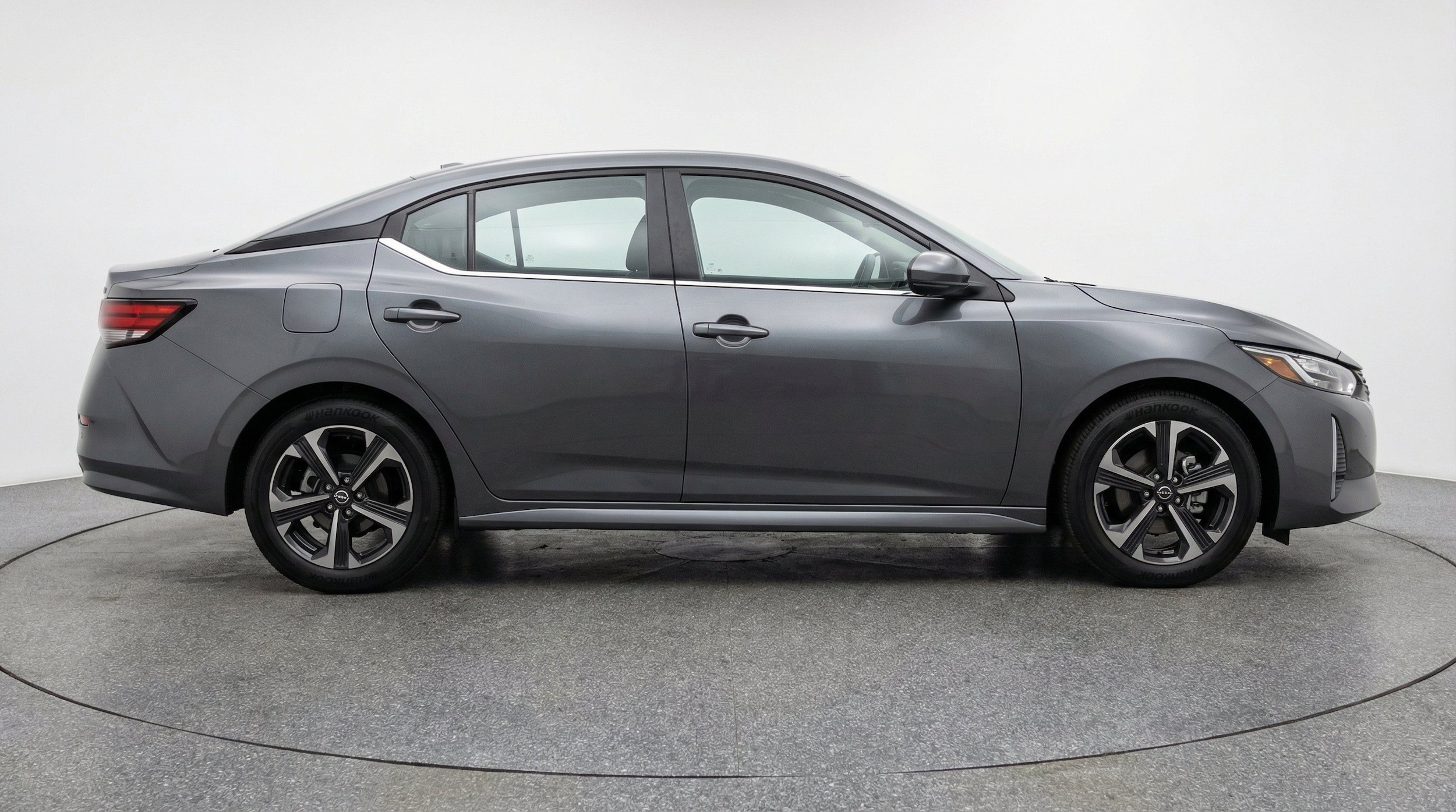 Thumbnail: 2025 Nissan Sentra - 11