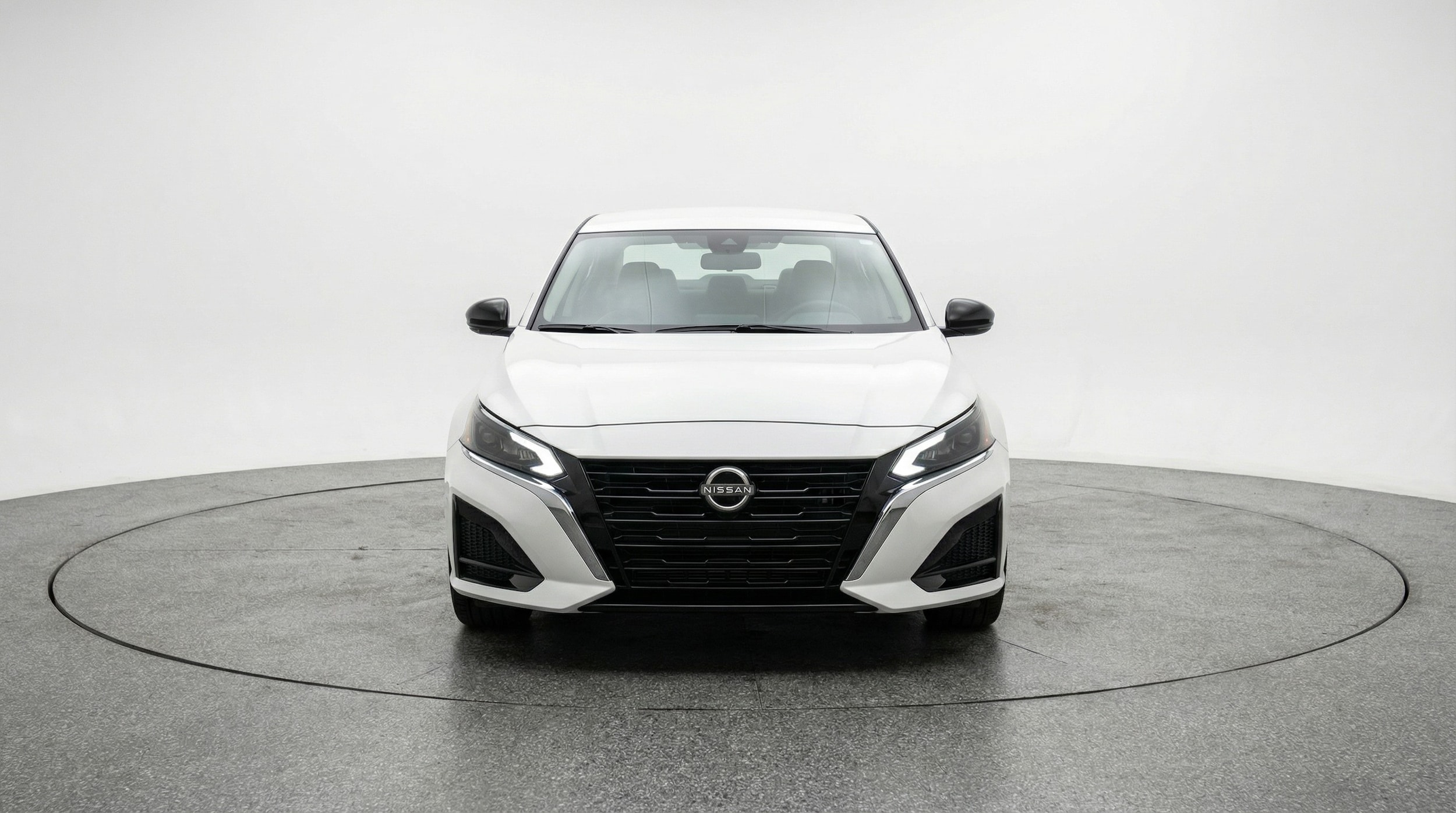 Thumbnail: 2025 Nissan Altima - 2