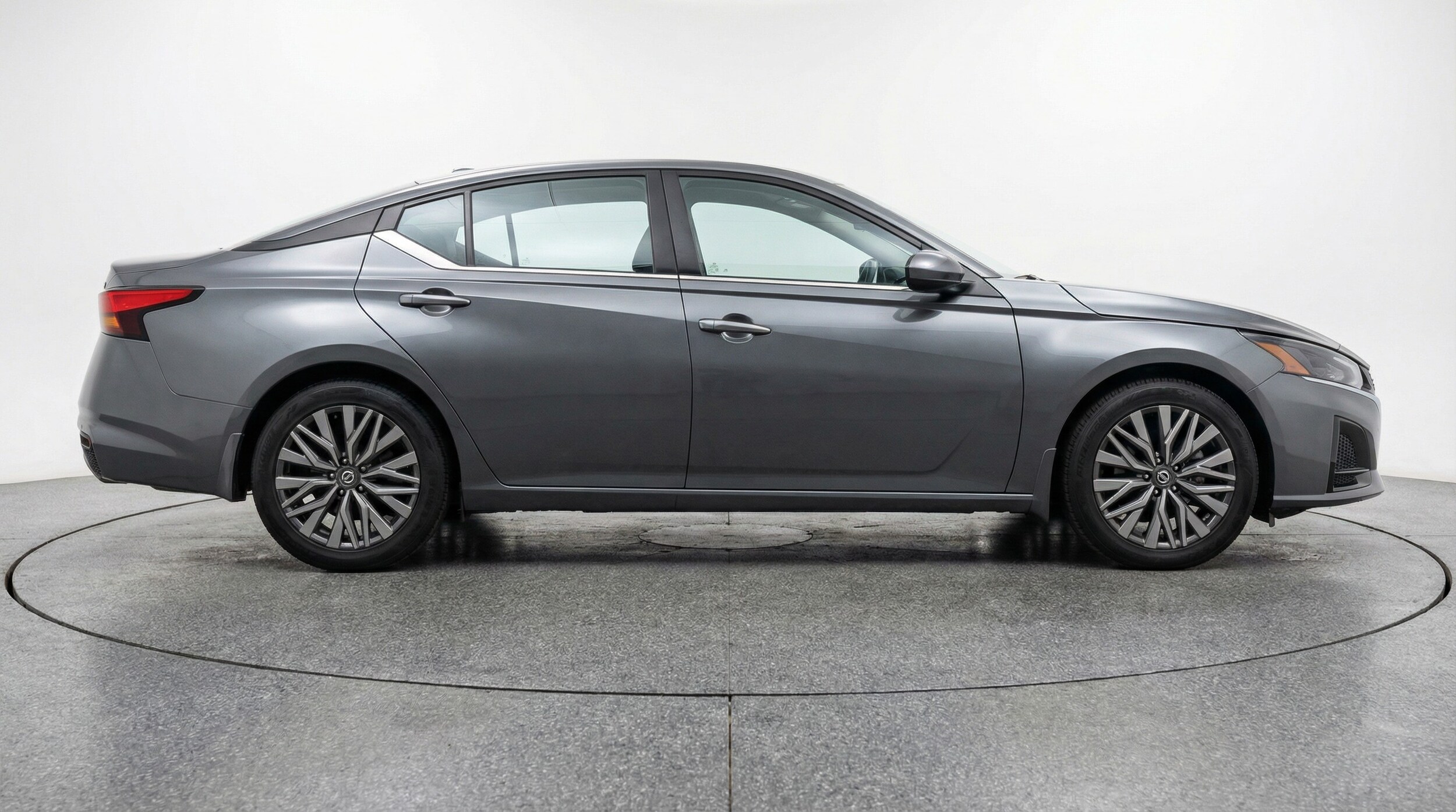 Thumbnail: 2025 Nissan Altima - 8