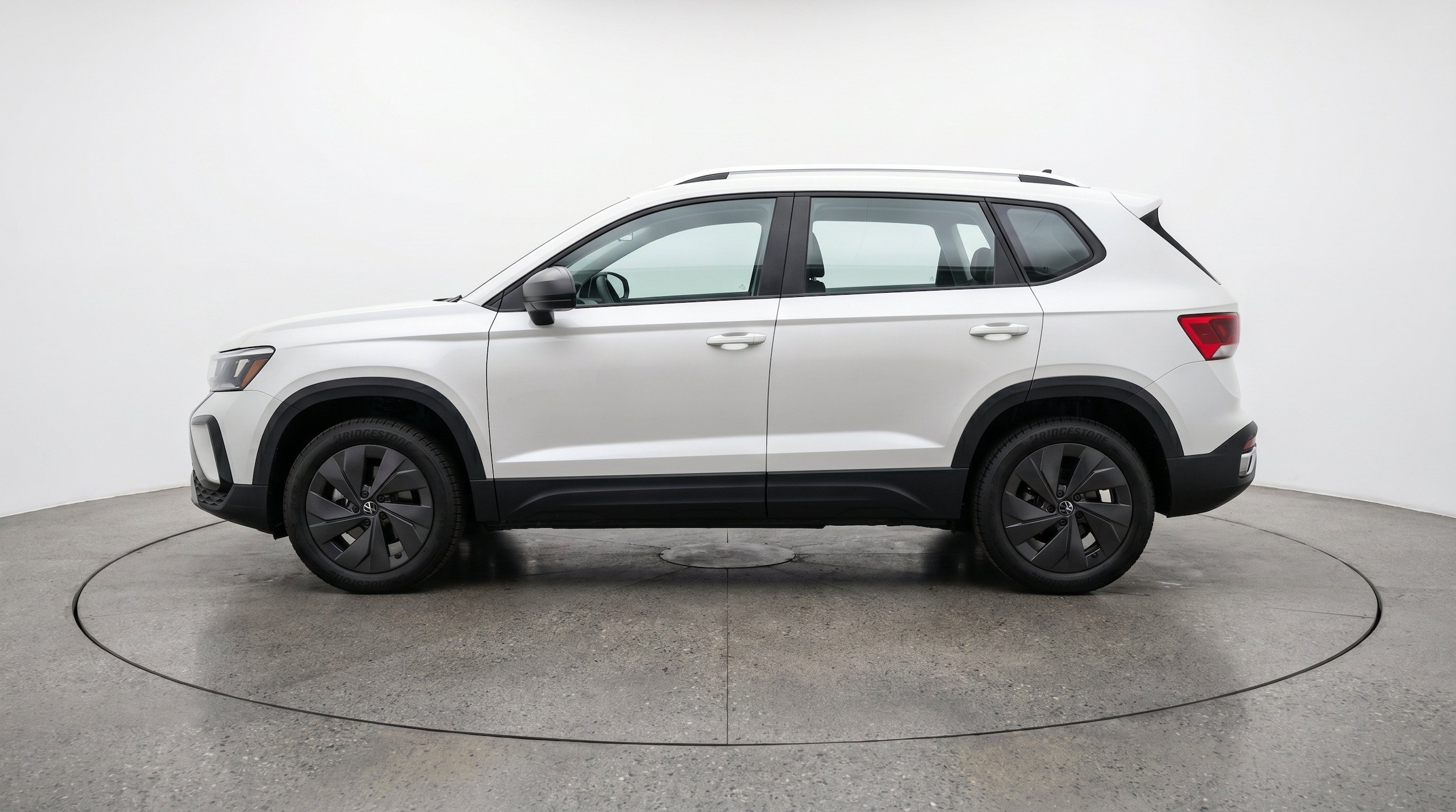Thumbnail: 2026 Volkswagen Taos - 5