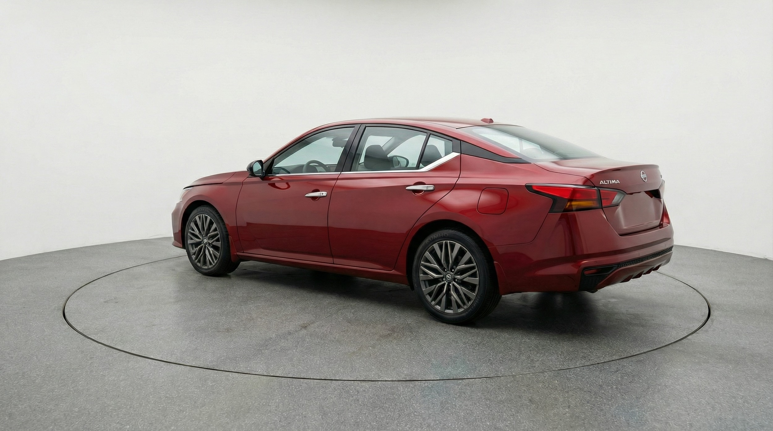 Thumbnail: 2025 Nissan Altima - 5