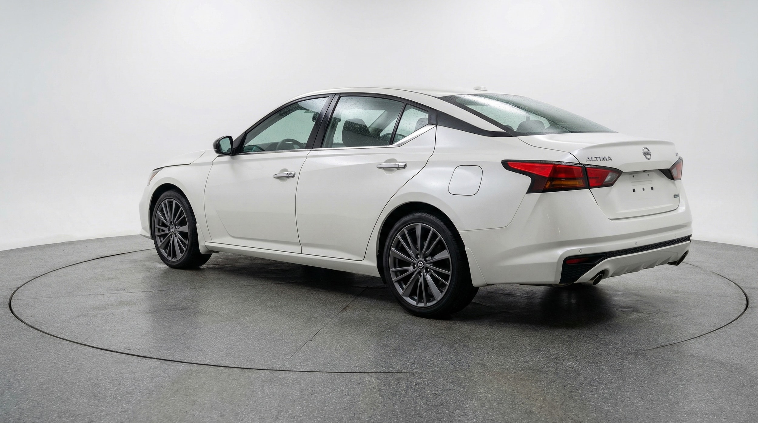 Thumbnail: 2025 Nissan Altima - 5