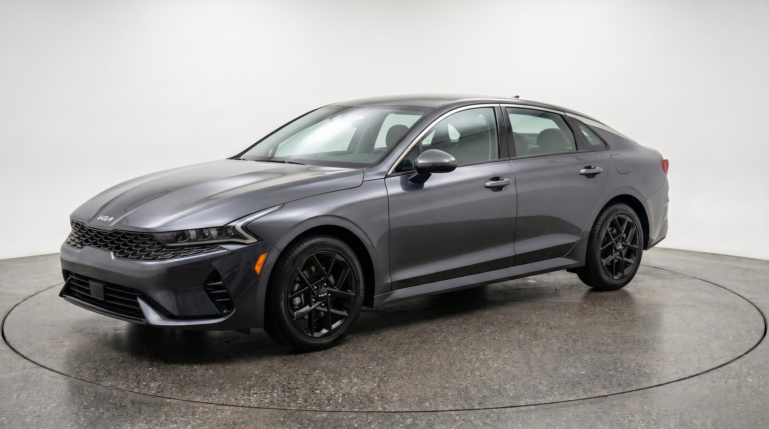 Thumbnail: 2025 Kia K5 - 3