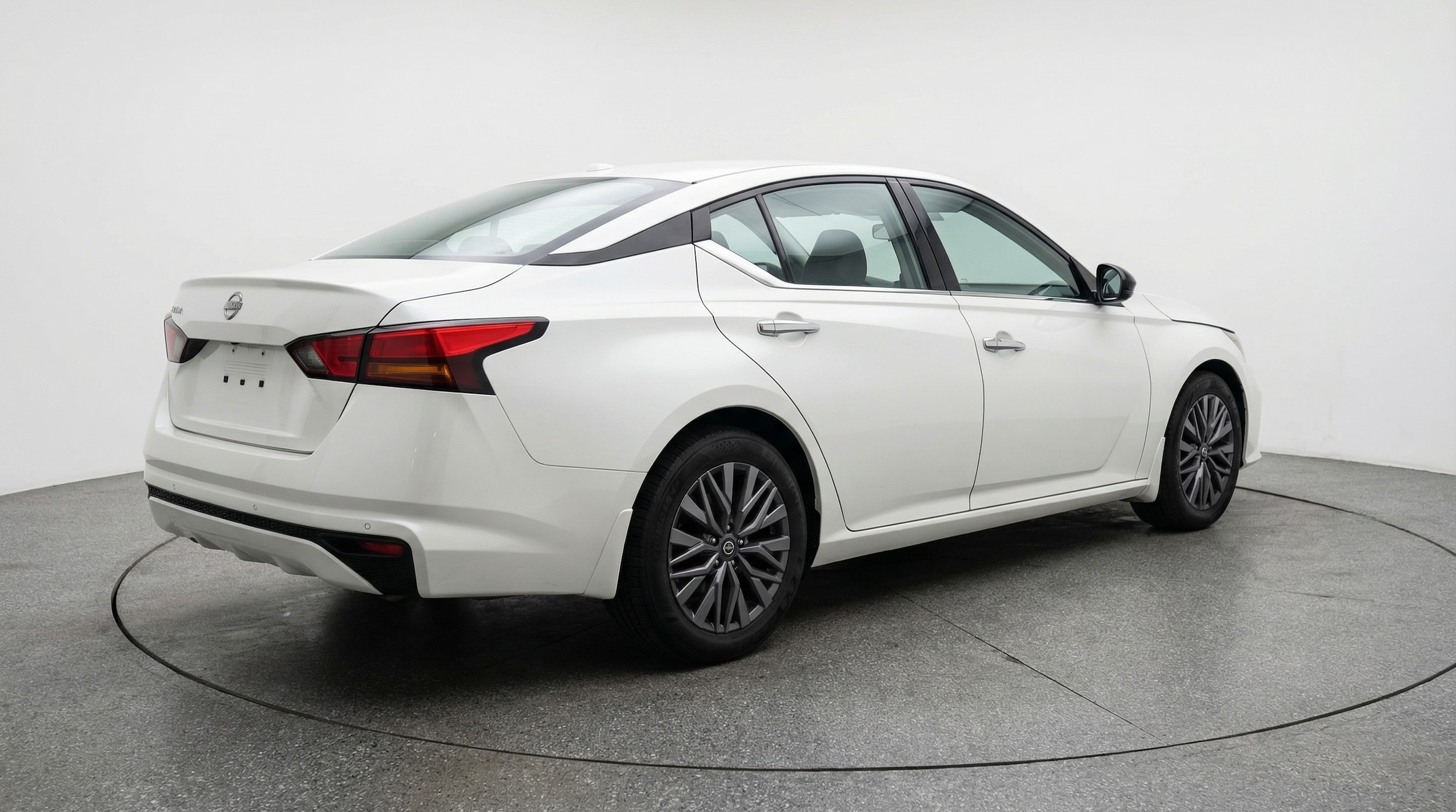 Thumbnail: 2025 Nissan Altima - 7