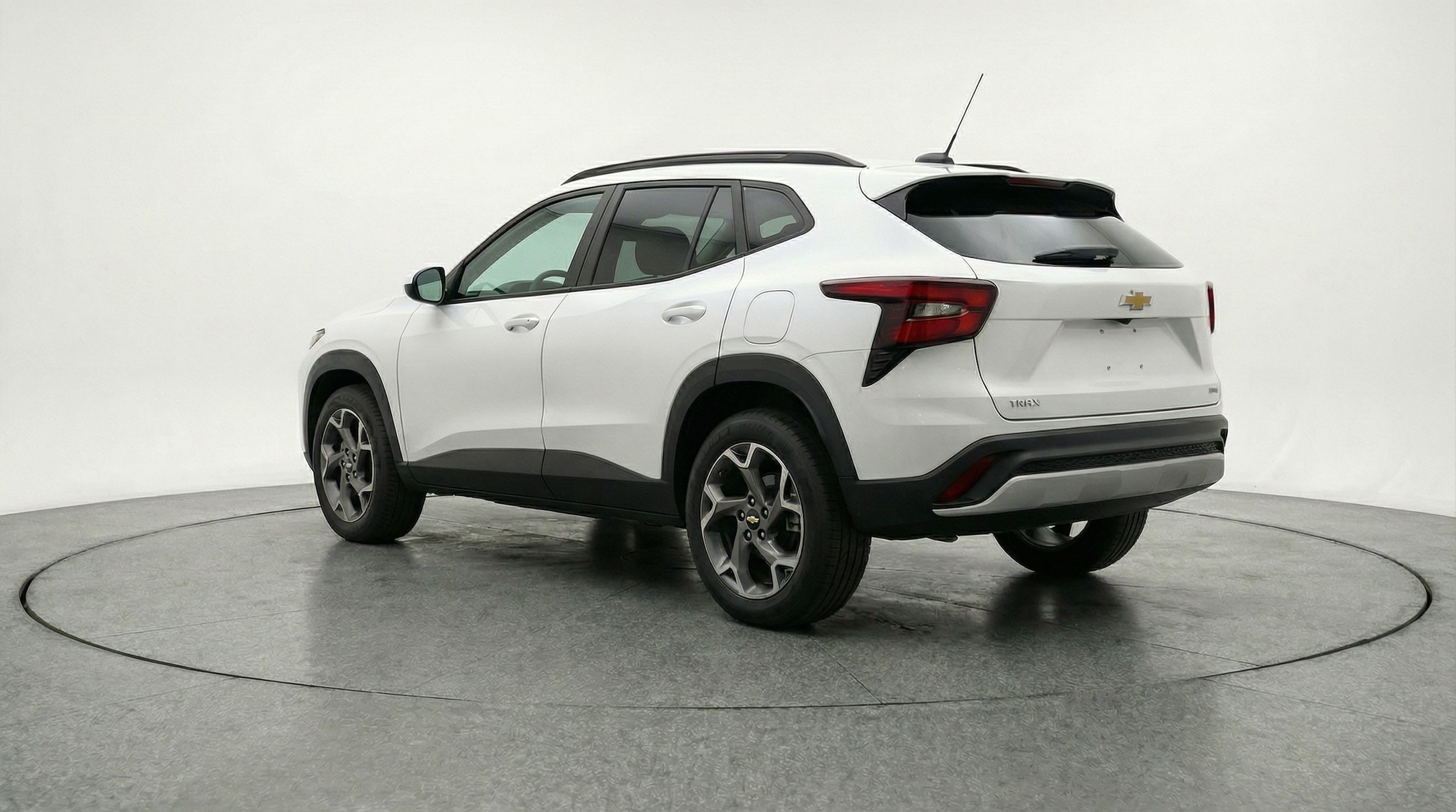 Thumbnail: 2025 Chevrolet Trax - 5