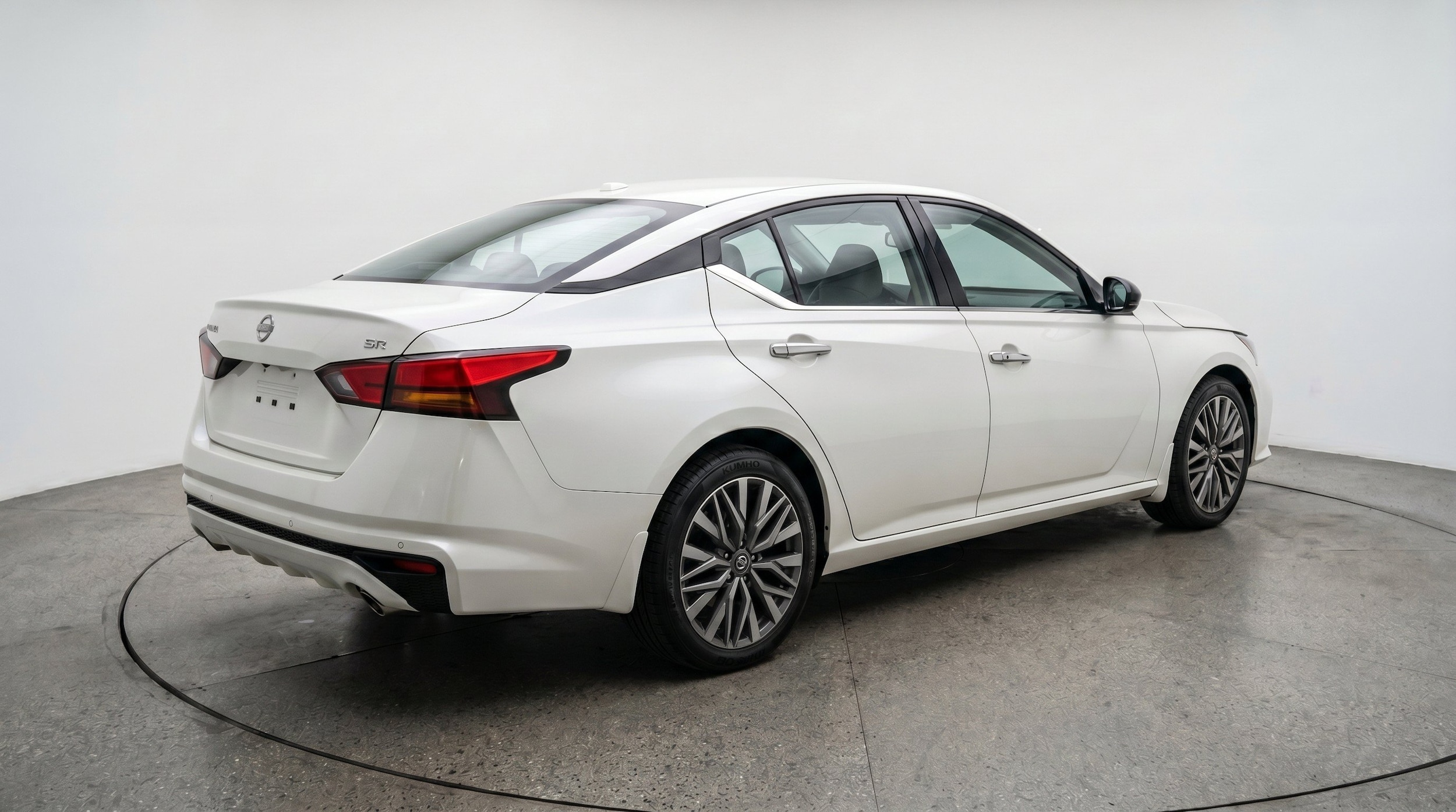 Thumbnail: 2025 Nissan Altima - 9