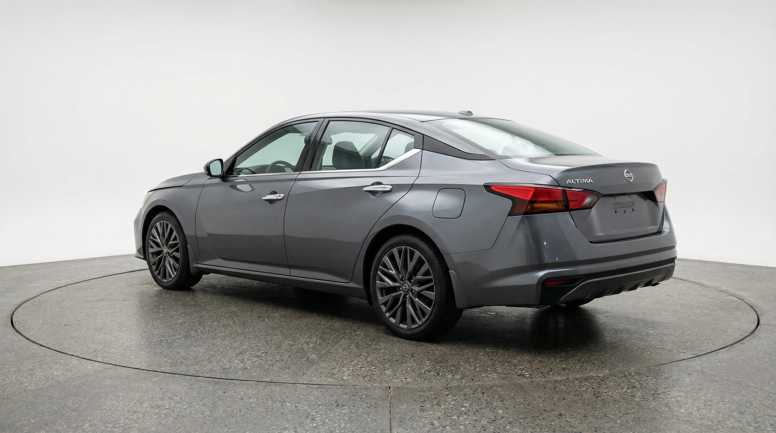 Thumbnail: 2025 Nissan Altima - 5