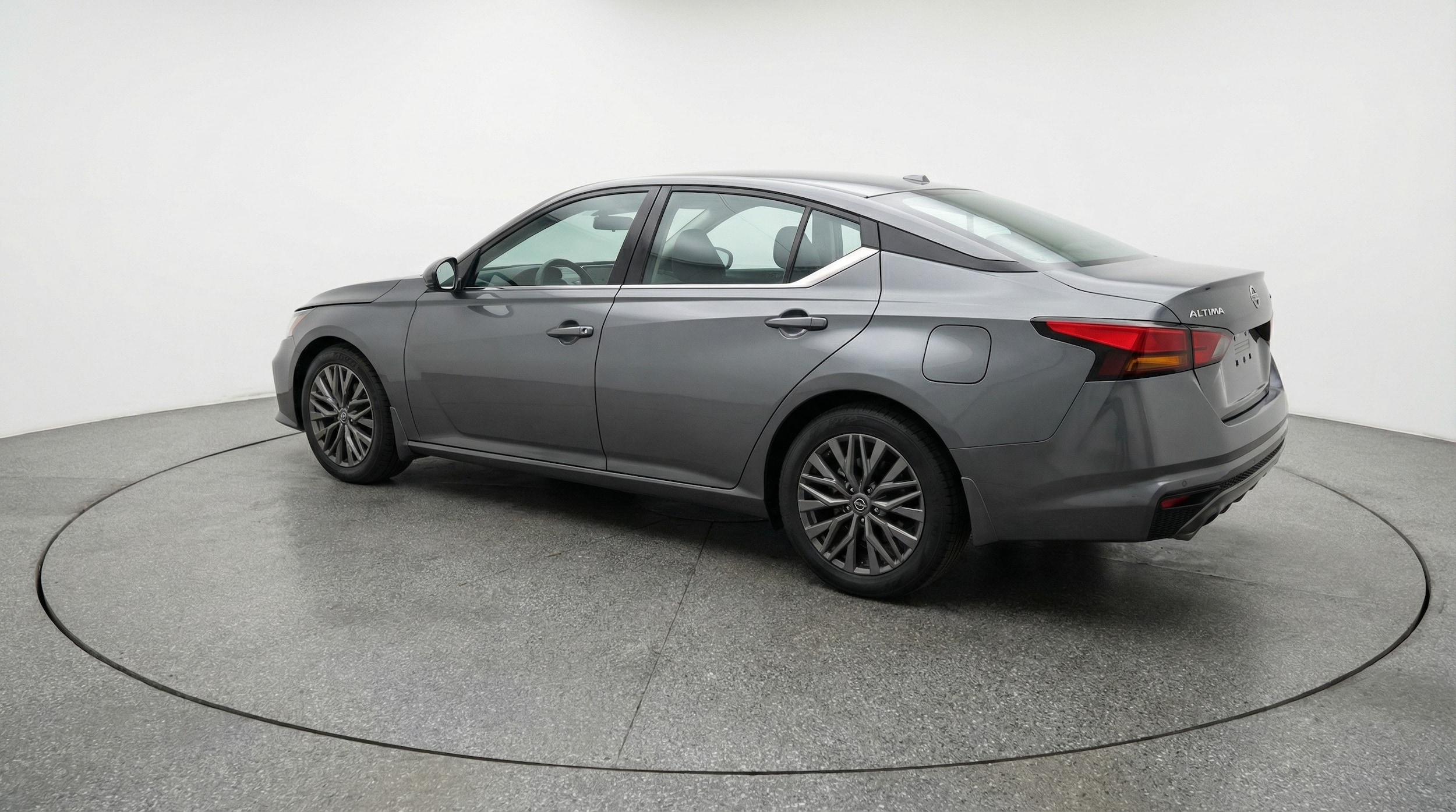 Thumbnail: 2025 Nissan Altima - 5