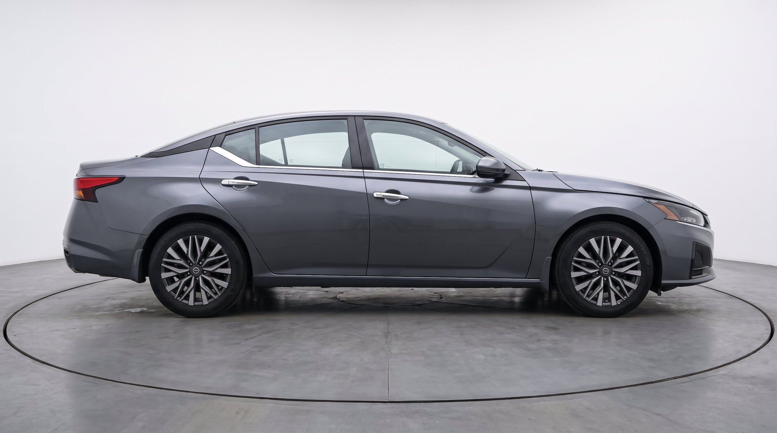 Thumbnail: 2025 Nissan Altima - 10