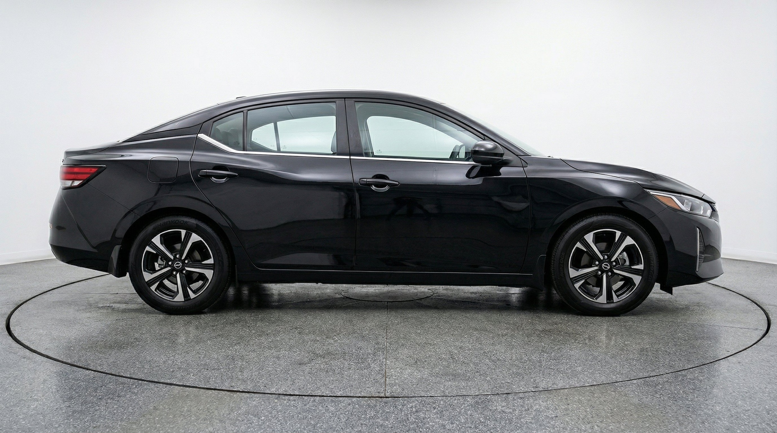 Thumbnail: 2025 Nissan Sentra - 11