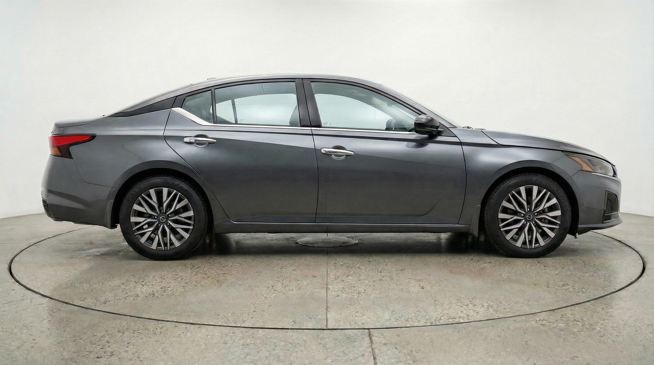 Thumbnail: 2025 Nissan Altima - 8