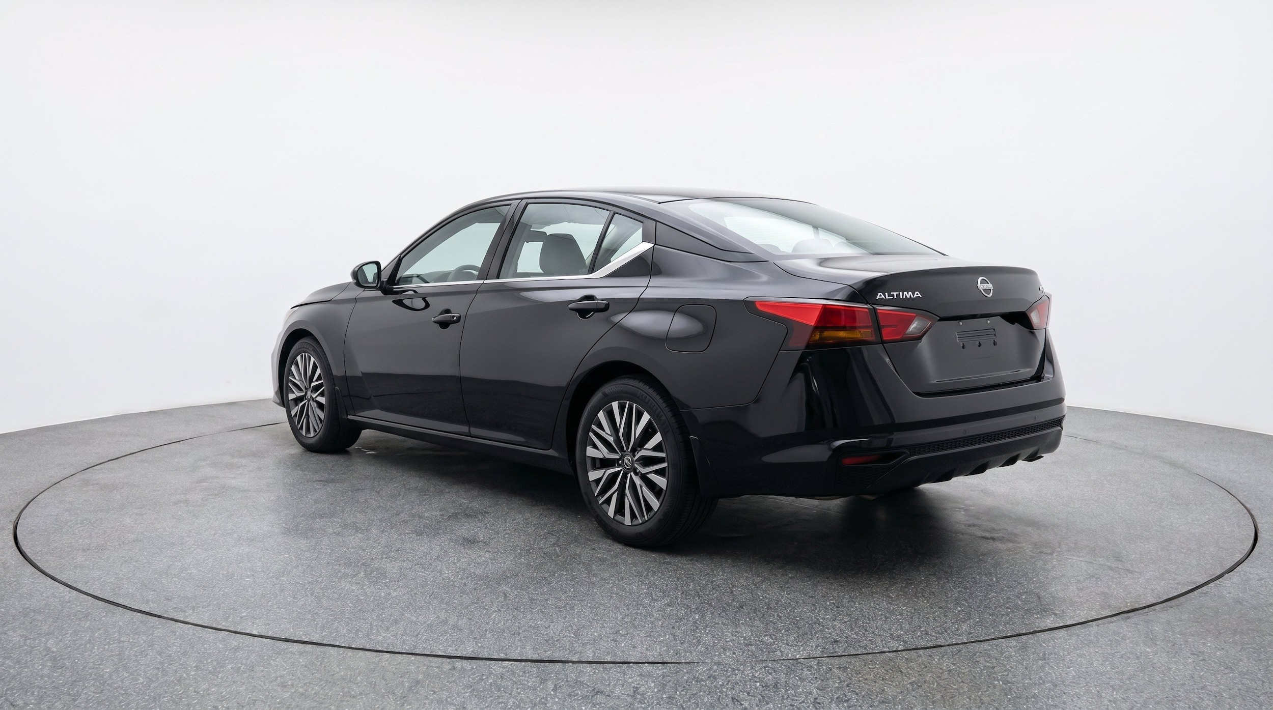 Thumbnail: 2025 Nissan Altima - 6