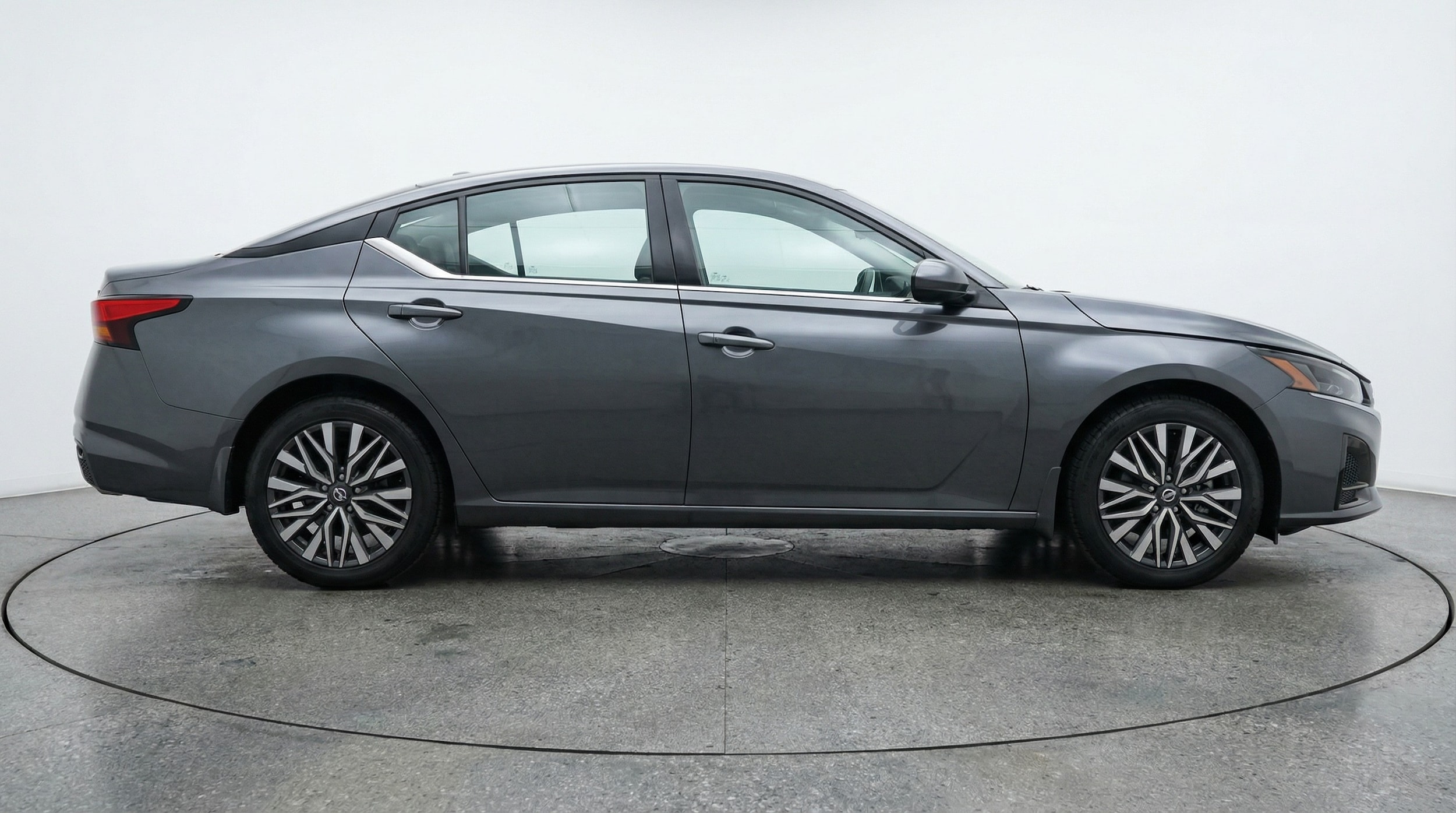 Thumbnail: 2025 Nissan Altima - 8