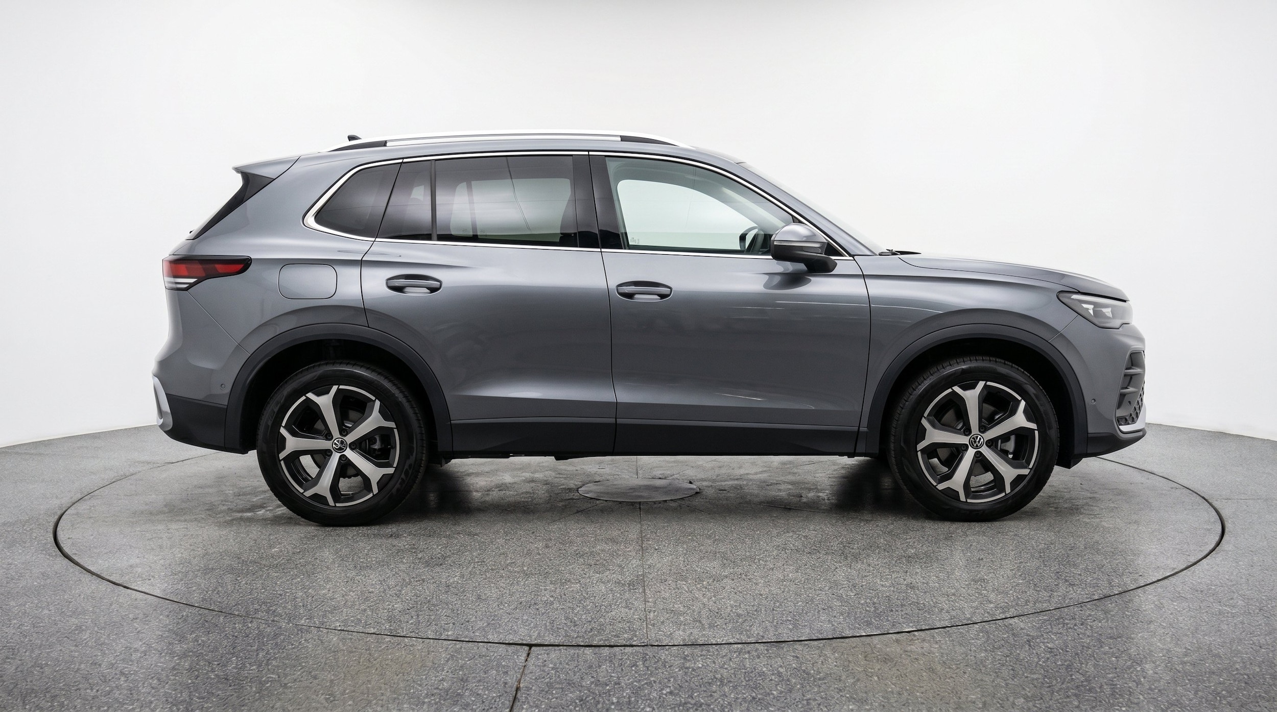Thumbnail: 2026 Volkswagen Tiguan - 11