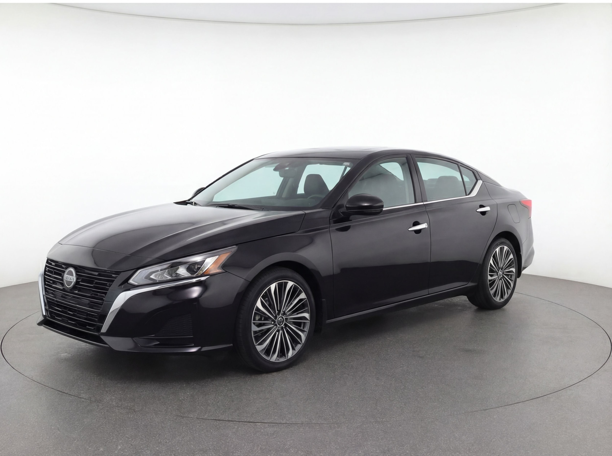 Thumbnail: 2024 Nissan Altima - 3