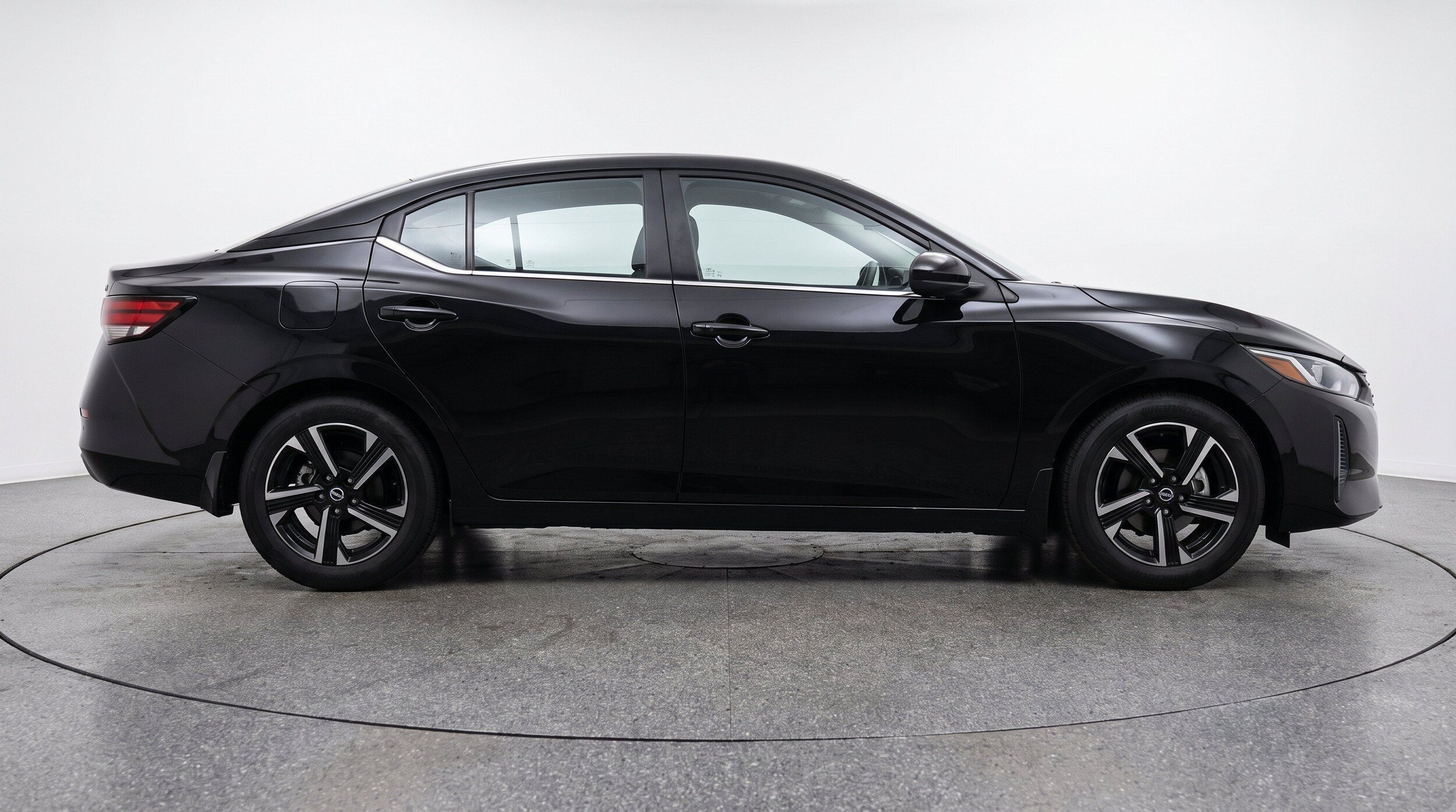 Thumbnail: 2025 Nissan Sentra - 11