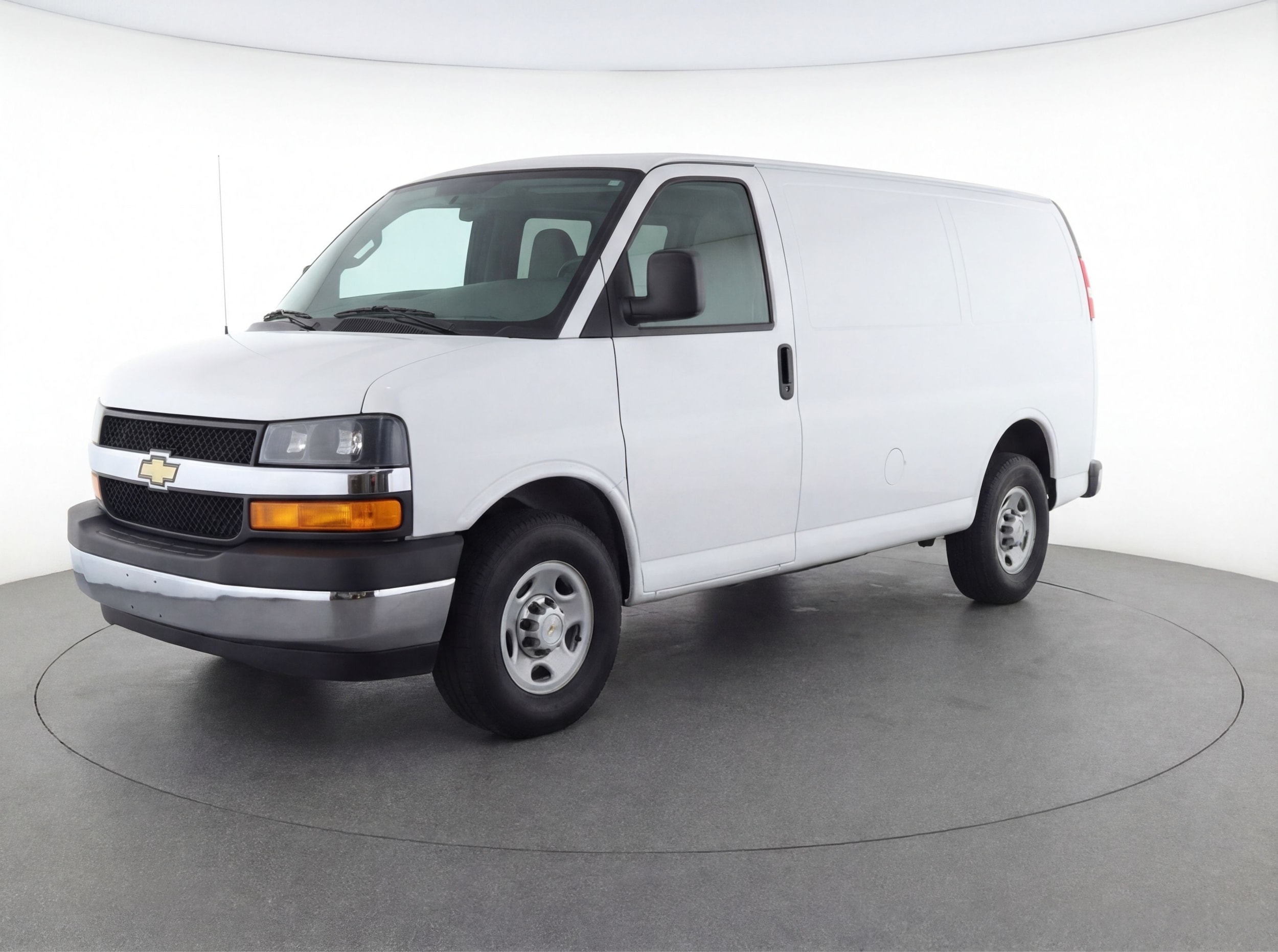 Thumbnail: 2025 Chevrolet Express - 3