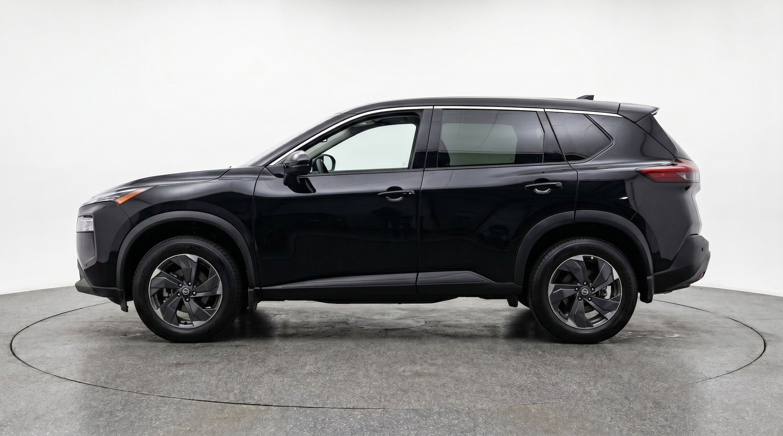 Thumbnail: 2025 Nissan Rogue - 5
