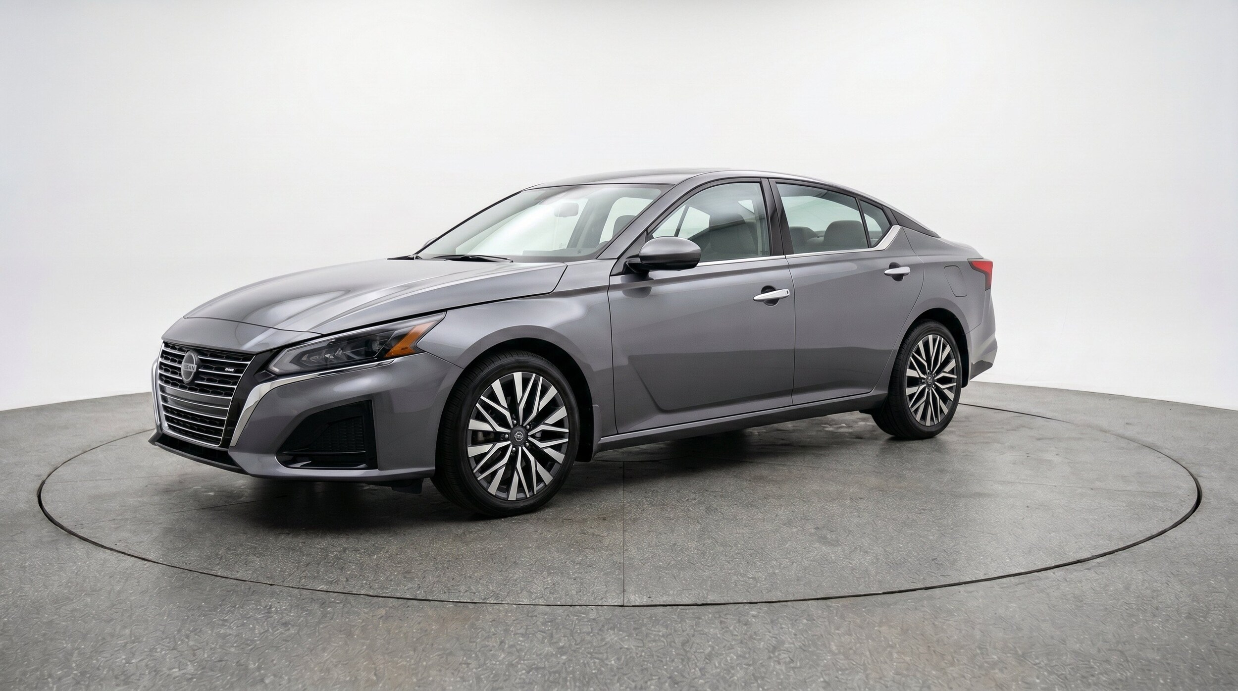 Thumbnail: 2025 Nissan Altima - 3