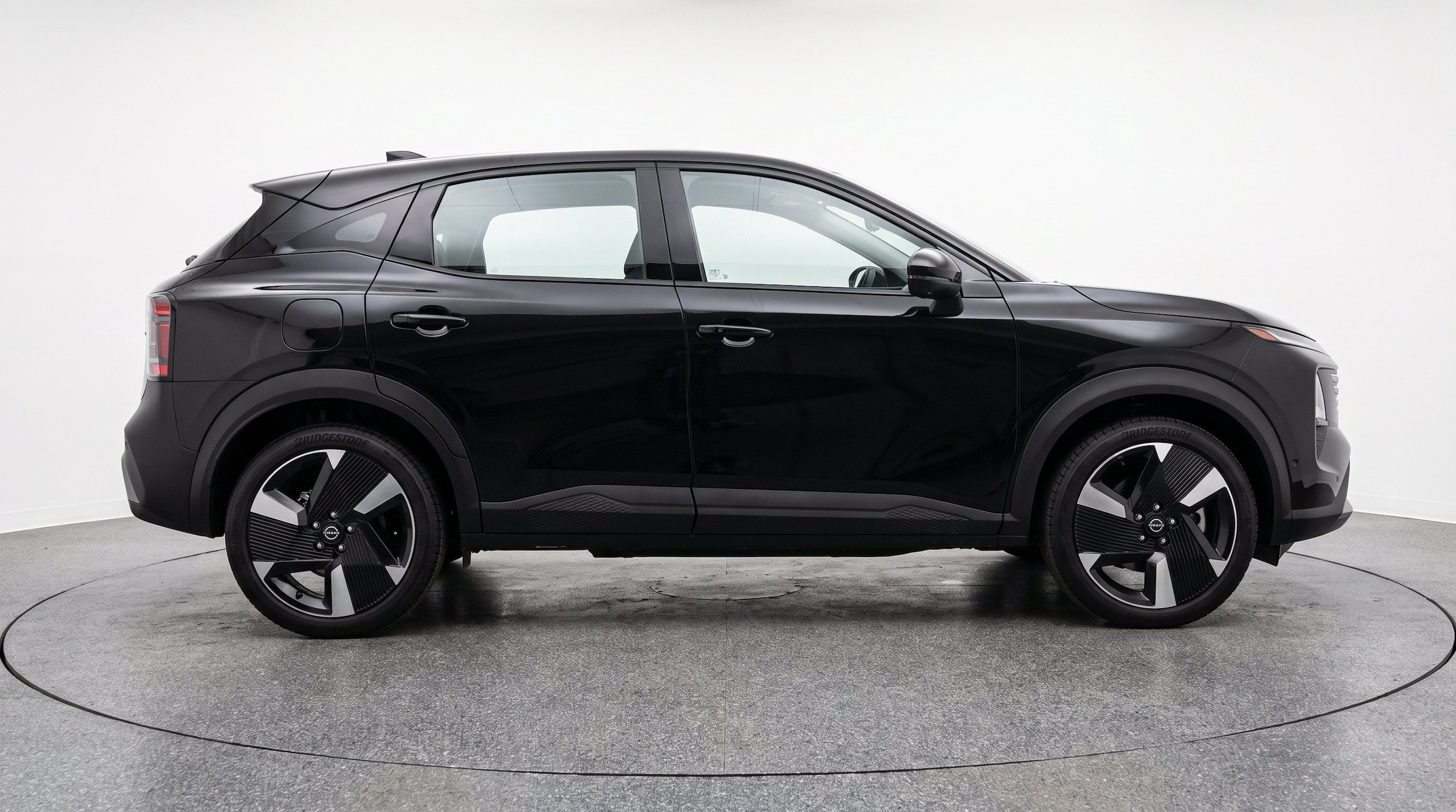Thumbnail: 2026 Nissan Kicks - 10