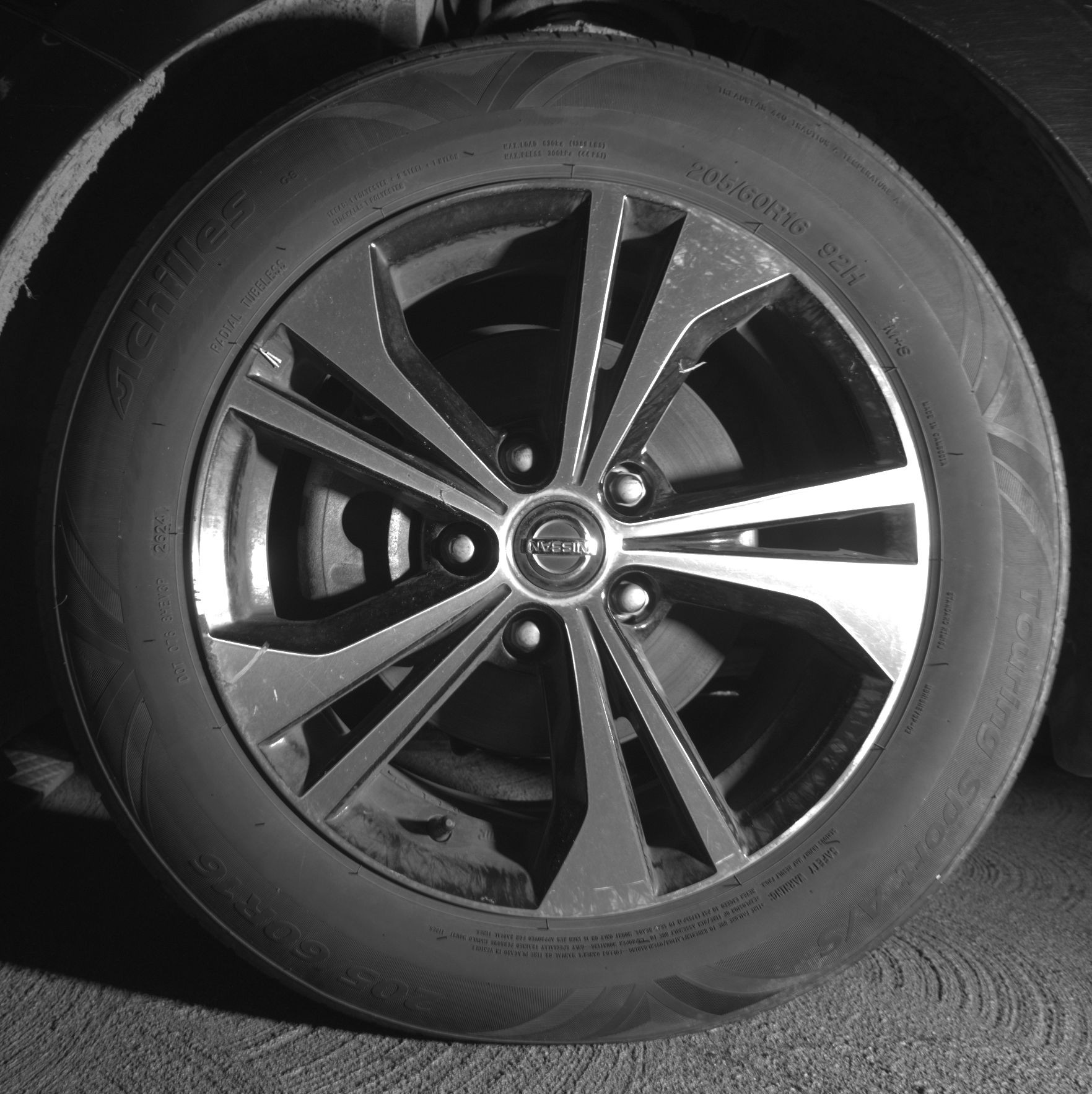 Thumbnail: 2023 Nissan Sentra - 9