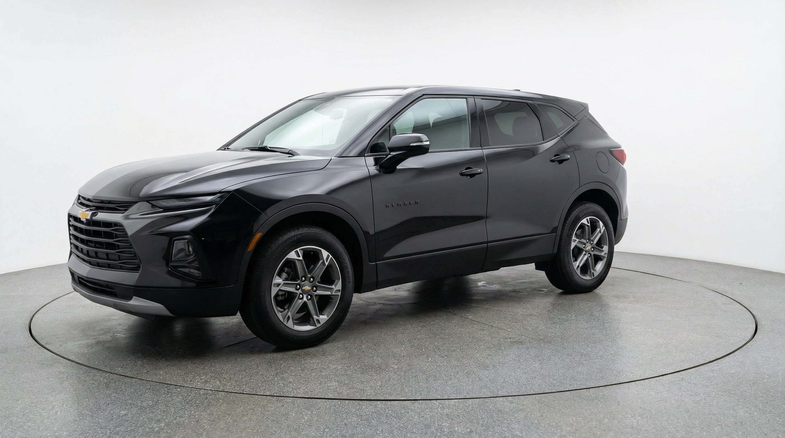 Thumbnail: 2026 Chevrolet Blazer - 3