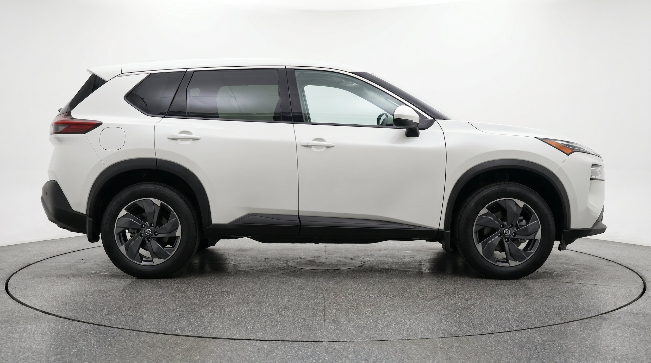 Thumbnail: 2025 Nissan Rogue - 11