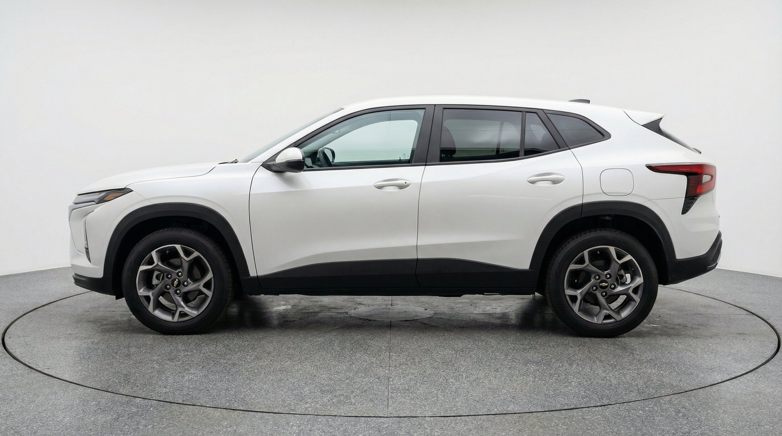 Thumbnail: 2025 Chevrolet Trax - 5