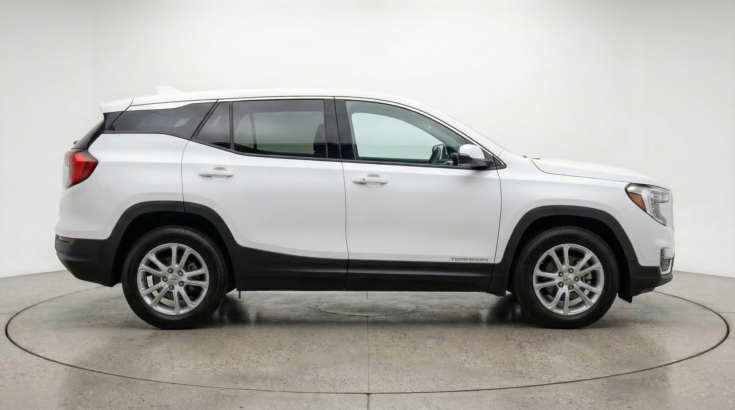 Thumbnail: 2024 GMC Terrain - 8