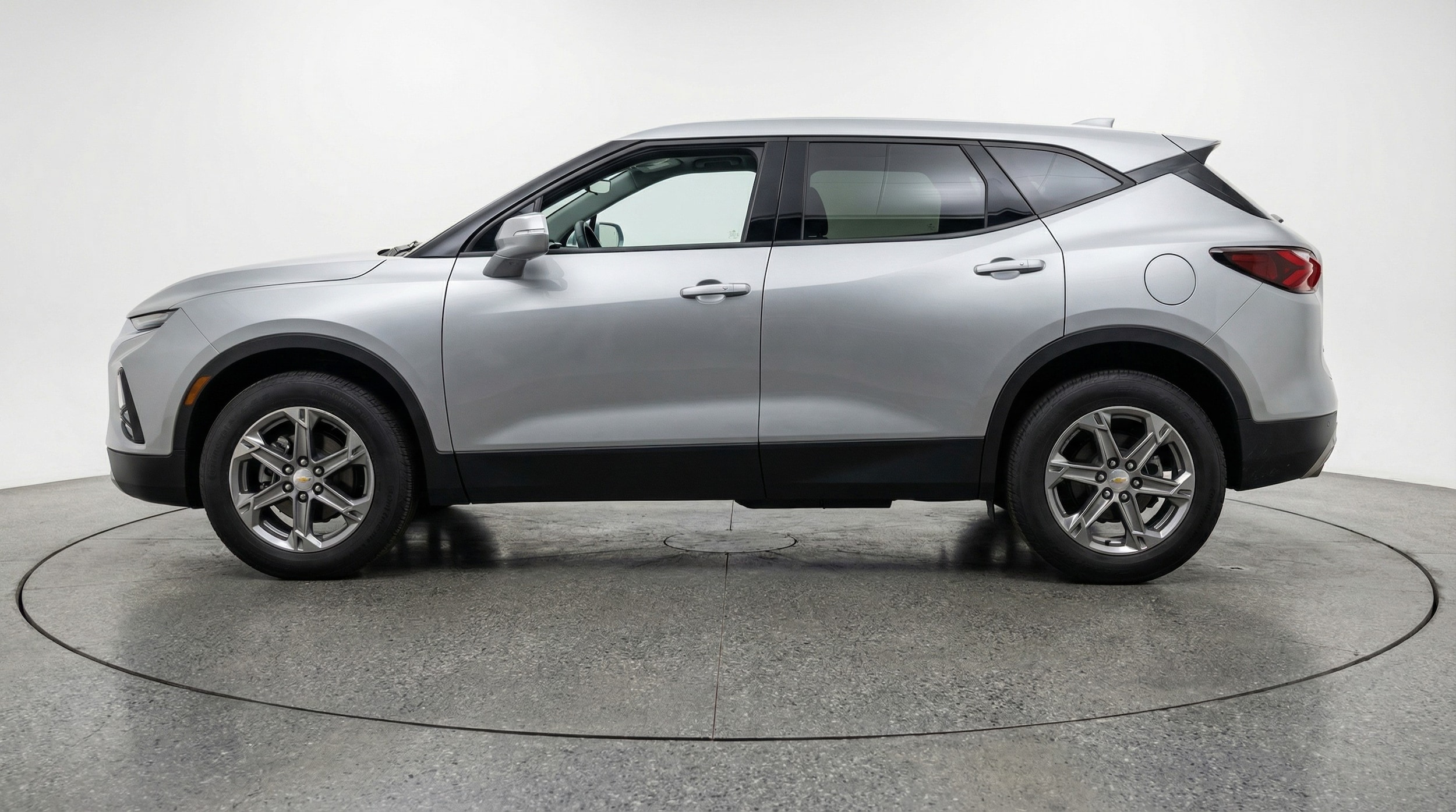 Thumbnail: 2025 Chevrolet Blazer - 4