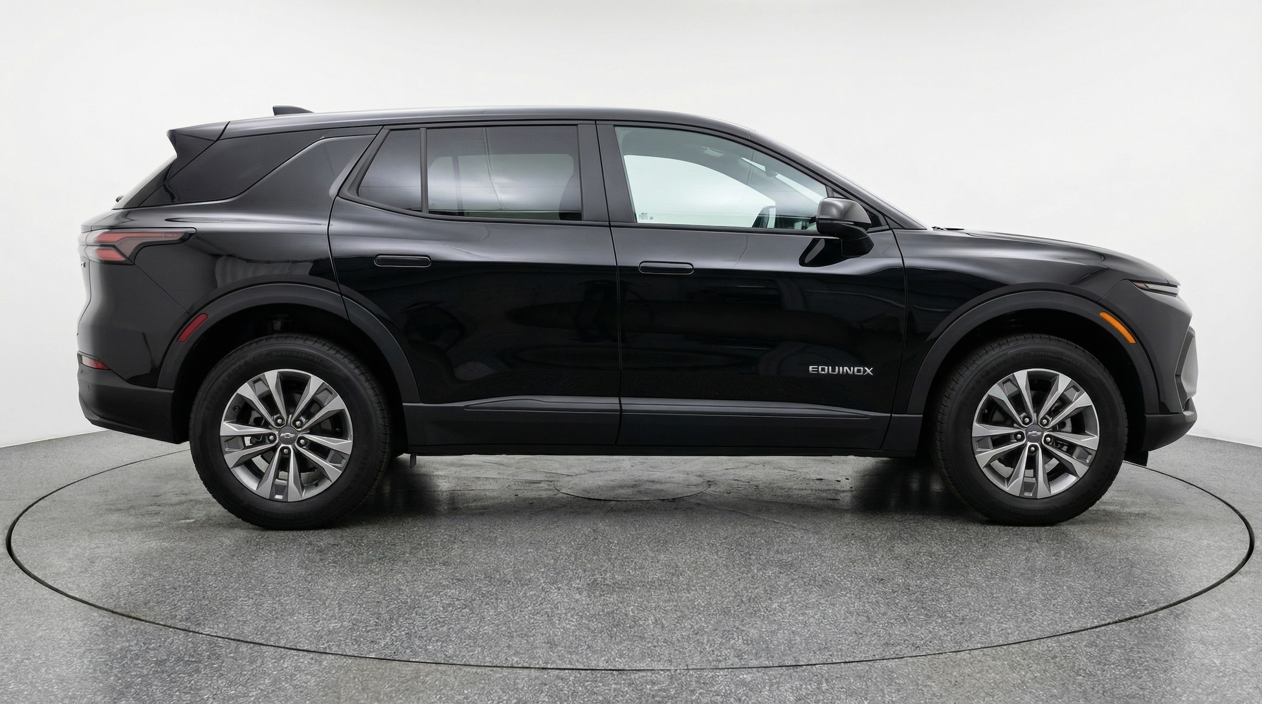 Thumbnail: 2025 Chevrolet Equinox - 8