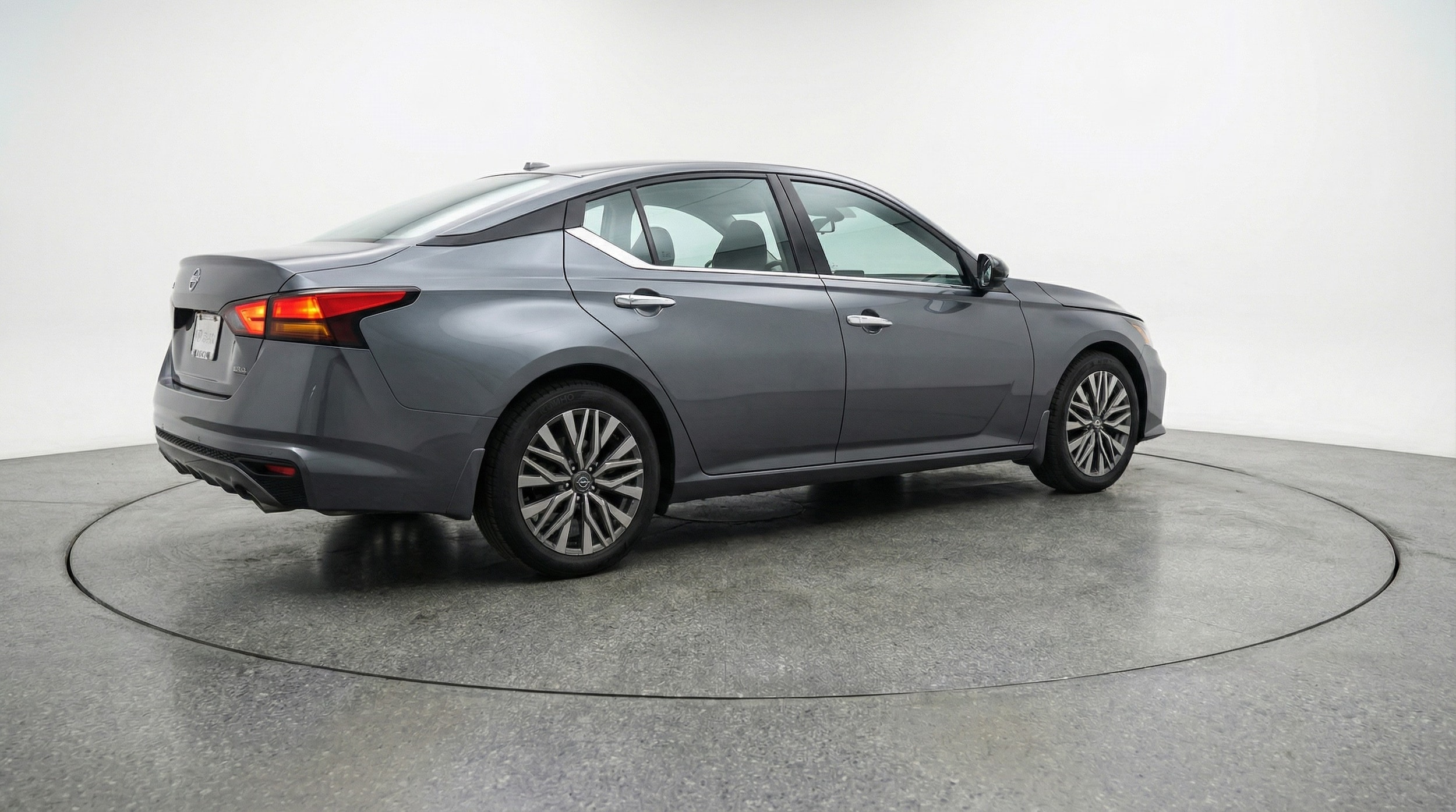 Thumbnail: 2025 Nissan Altima - 7