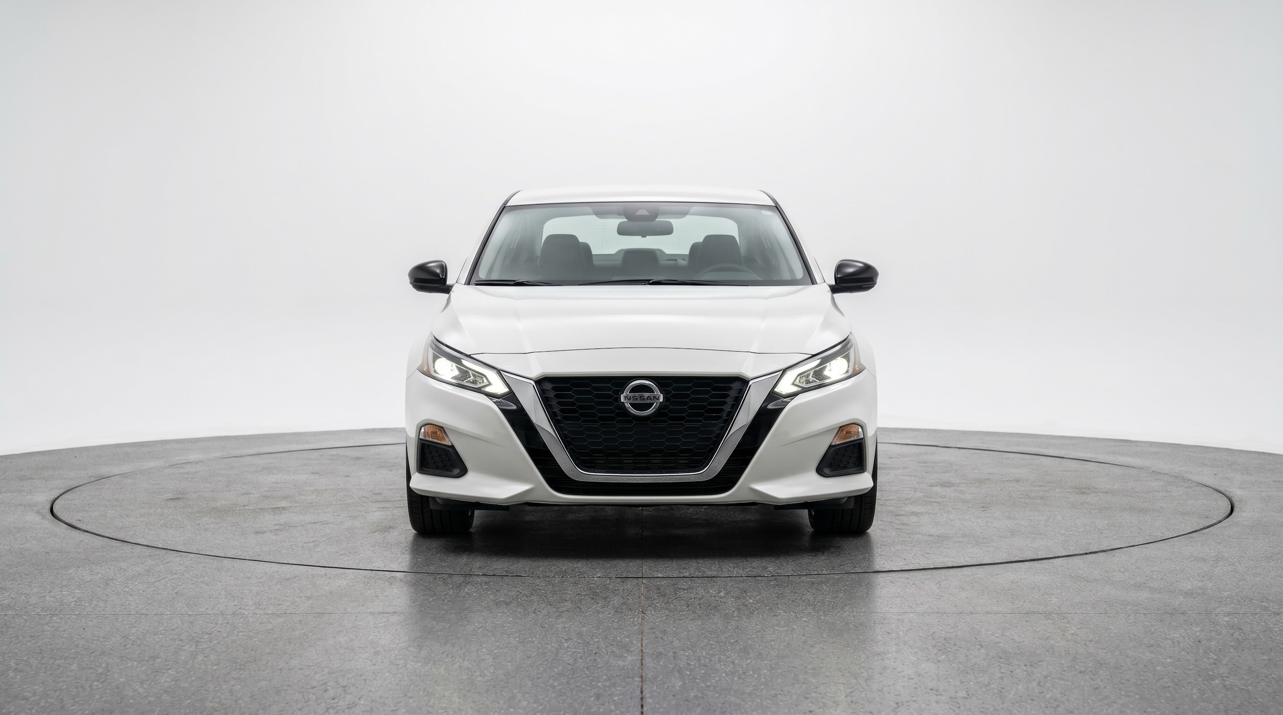 Thumbnail: 2025 Nissan Altima - 2
