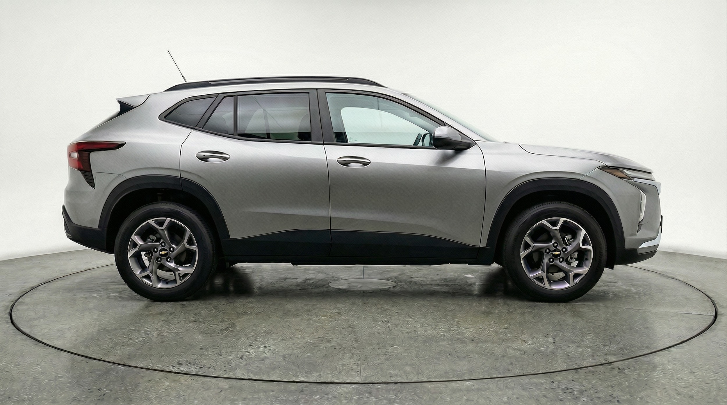 Thumbnail: 2025 Chevrolet Trax - 8