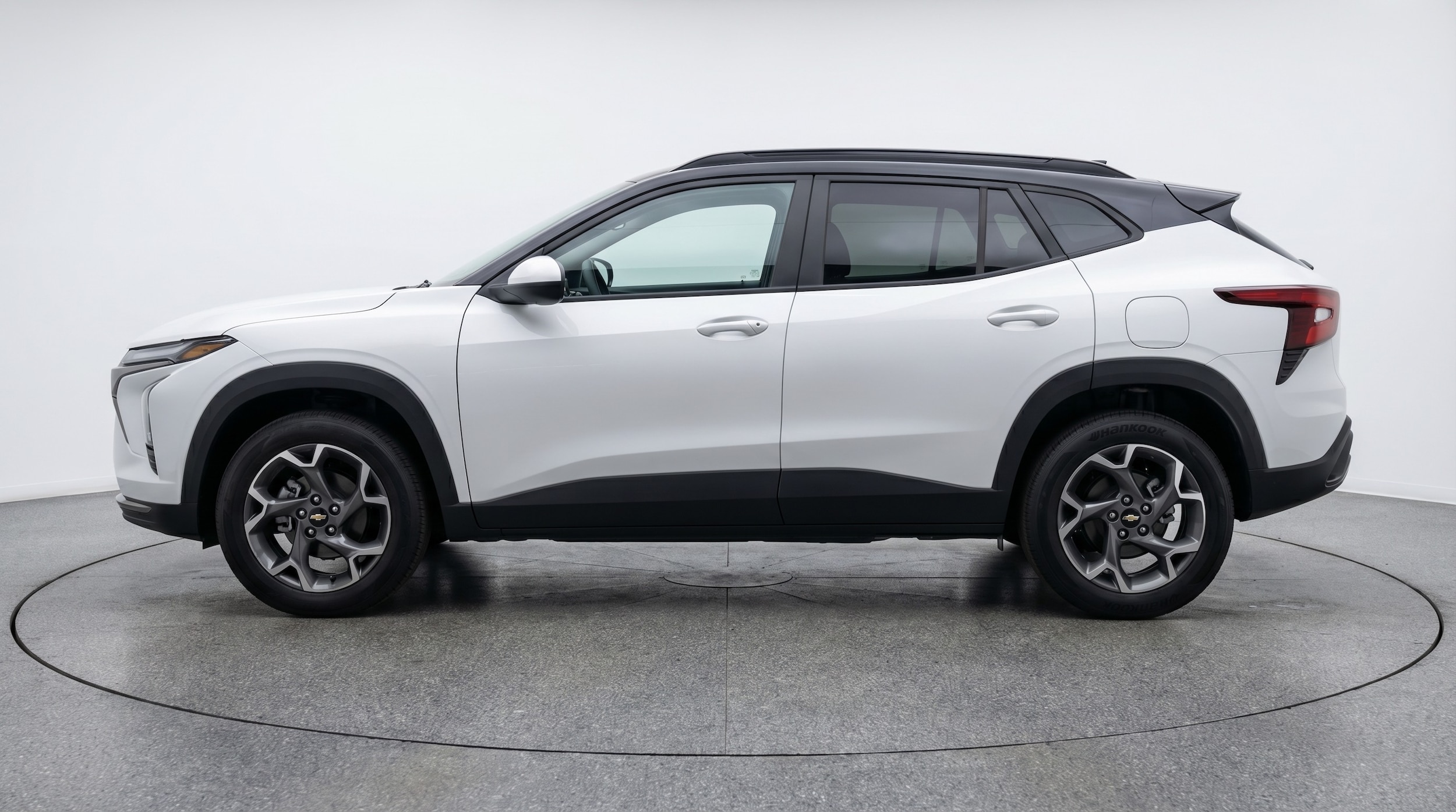 Thumbnail: 2025 Chevrolet Trax - 4