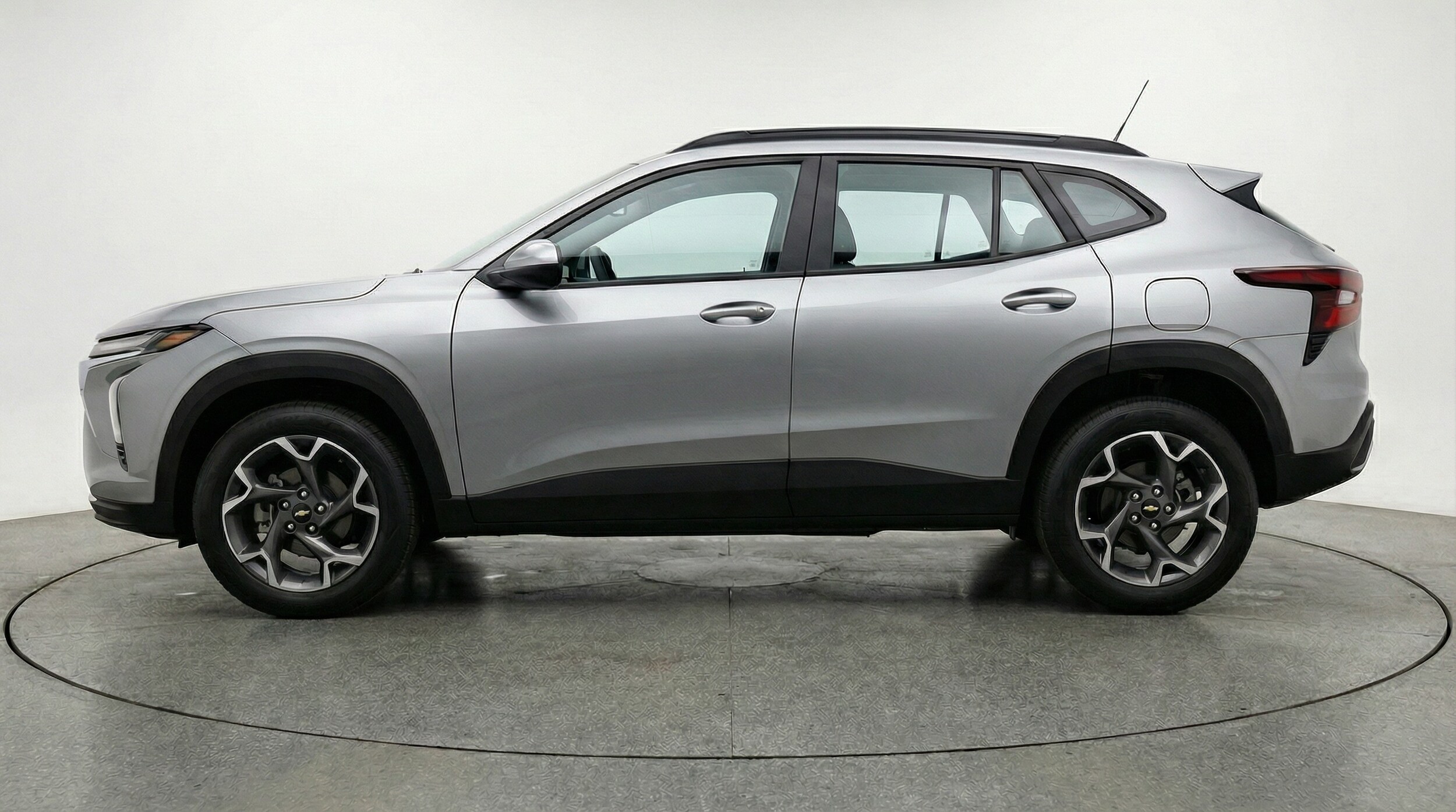 Thumbnail: 2025 Chevrolet Trax - 4