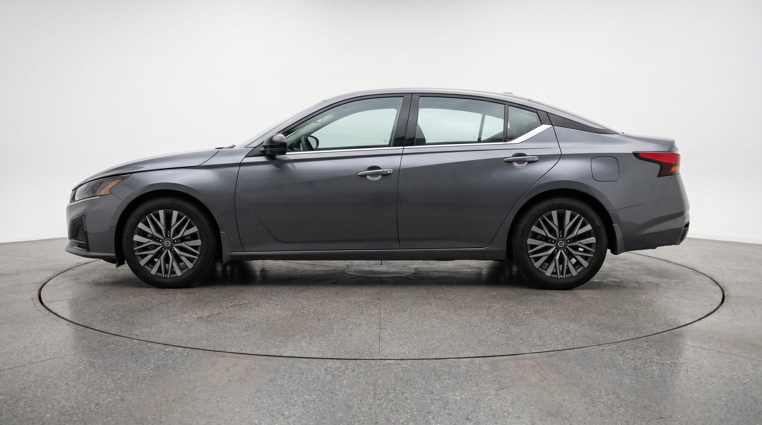 Thumbnail: 2025 Nissan Altima - 4