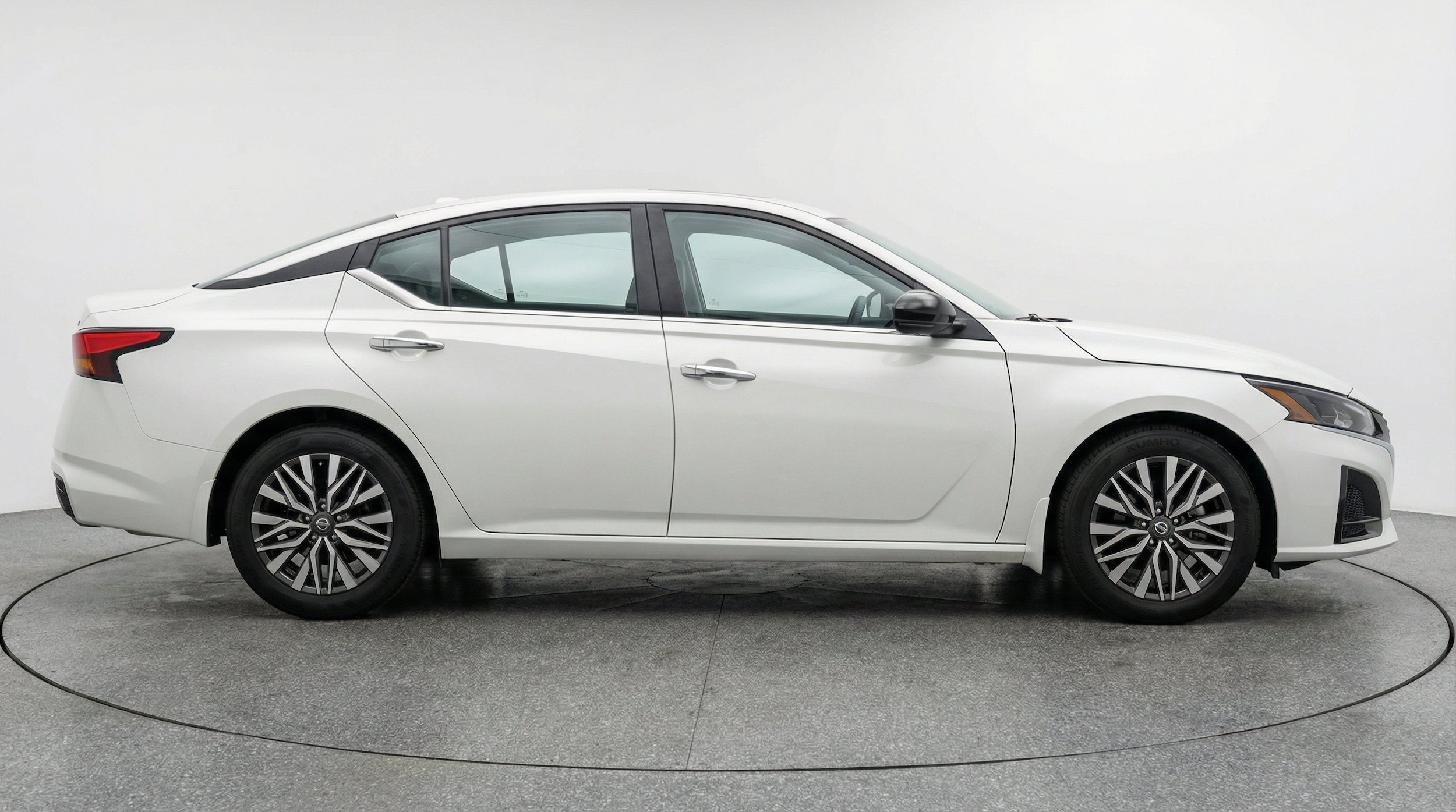 Thumbnail: 2025 Nissan Altima - 11