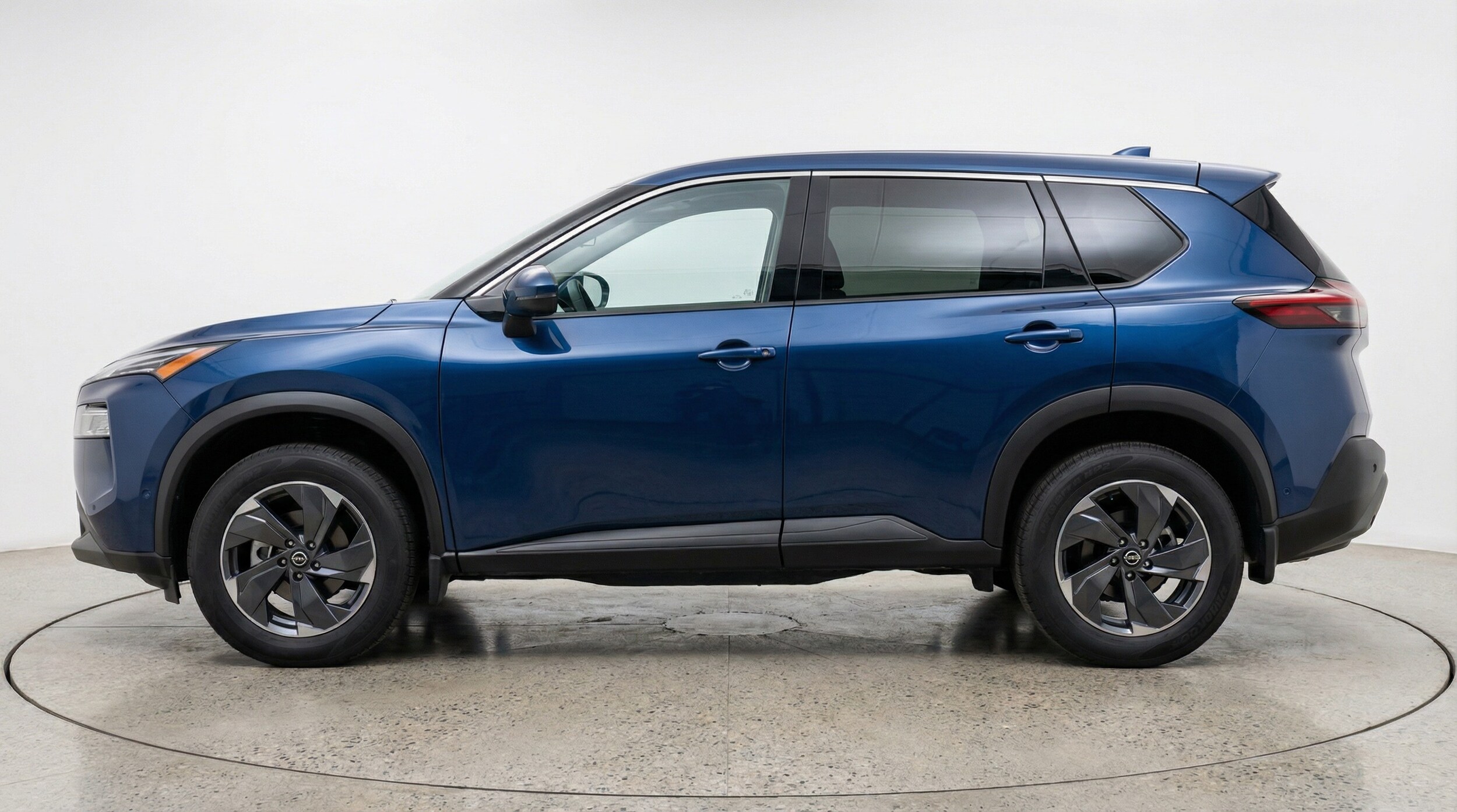 Thumbnail: 2025 Nissan Rogue - 4