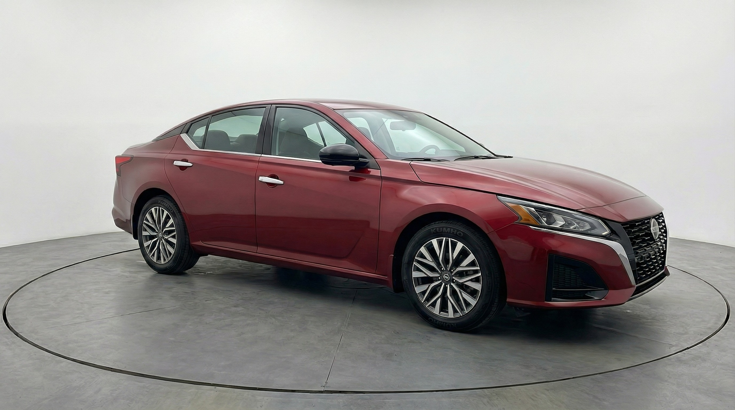 Thumbnail: 2025 Nissan Altima - 1
