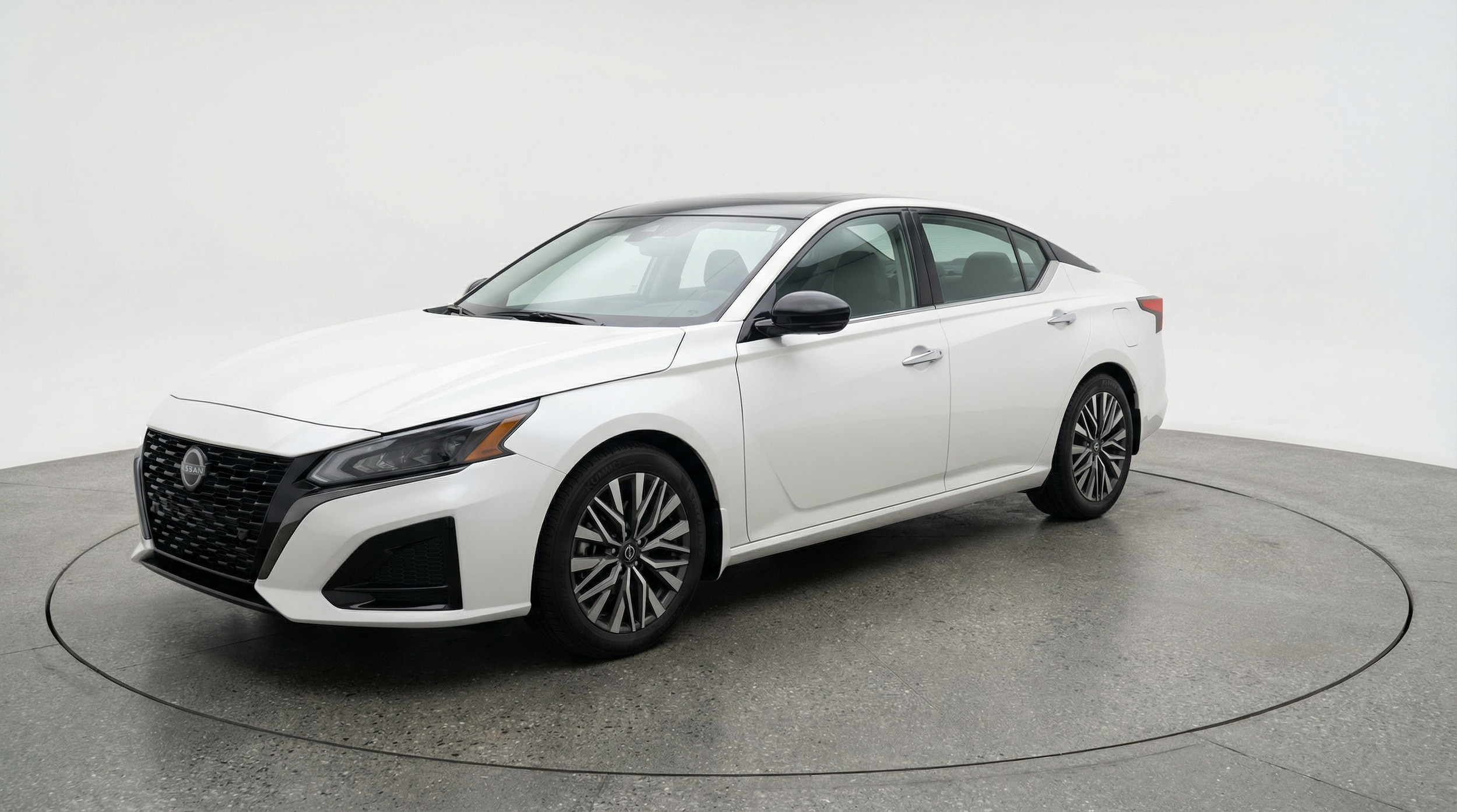 Thumbnail: 2025 Nissan Altima - 3