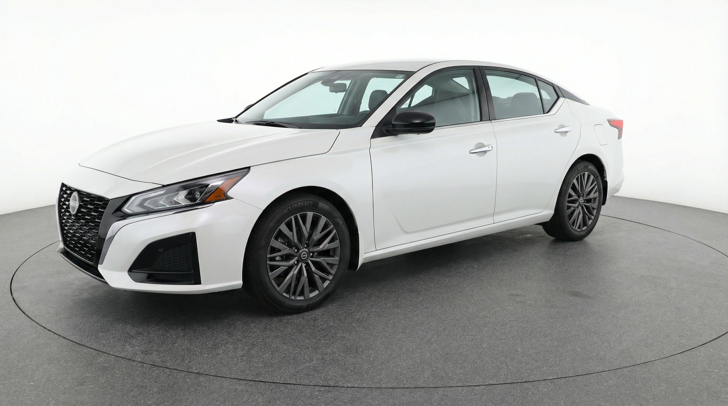 Thumbnail: 2025 Nissan Altima - 3