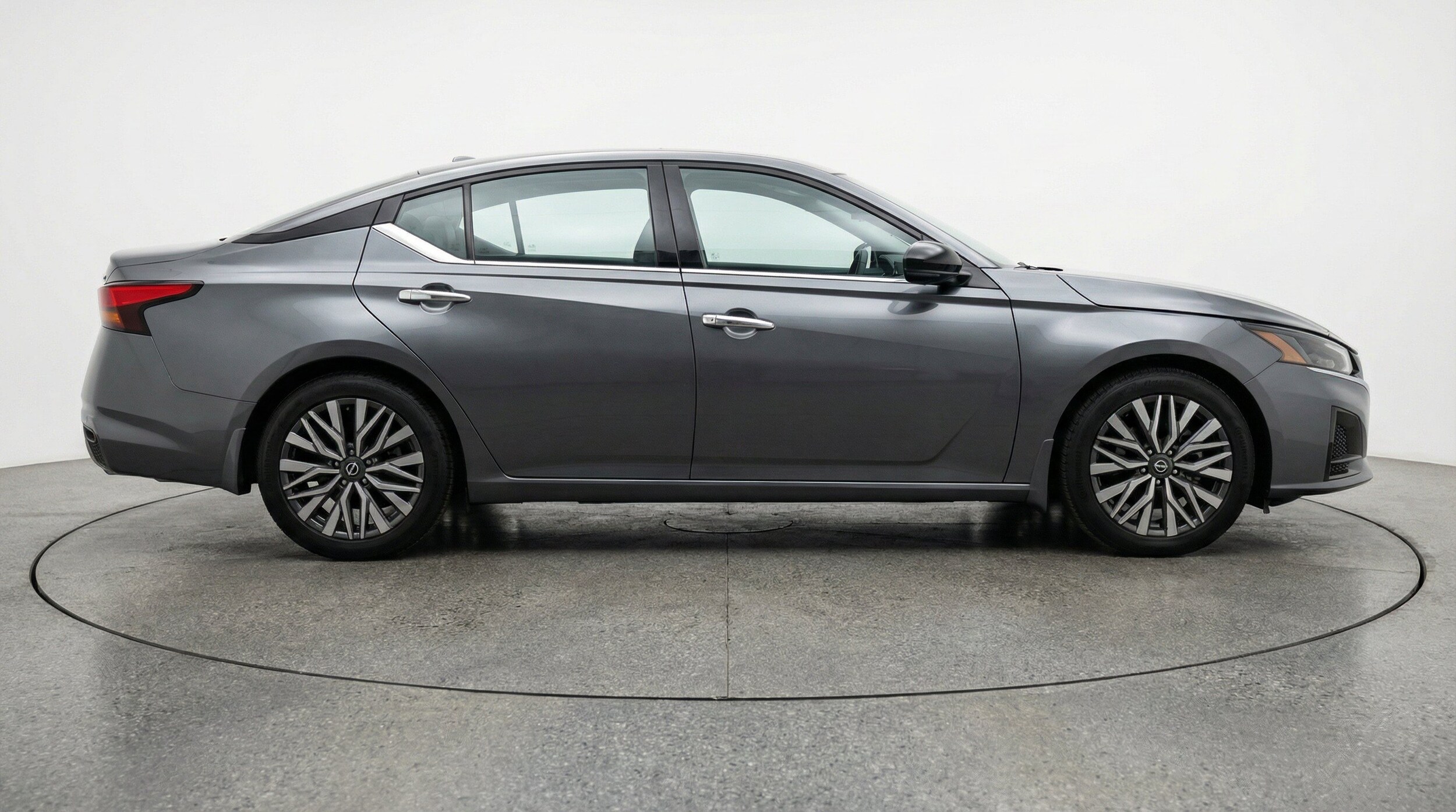 Thumbnail: 2025 Nissan Altima - 10